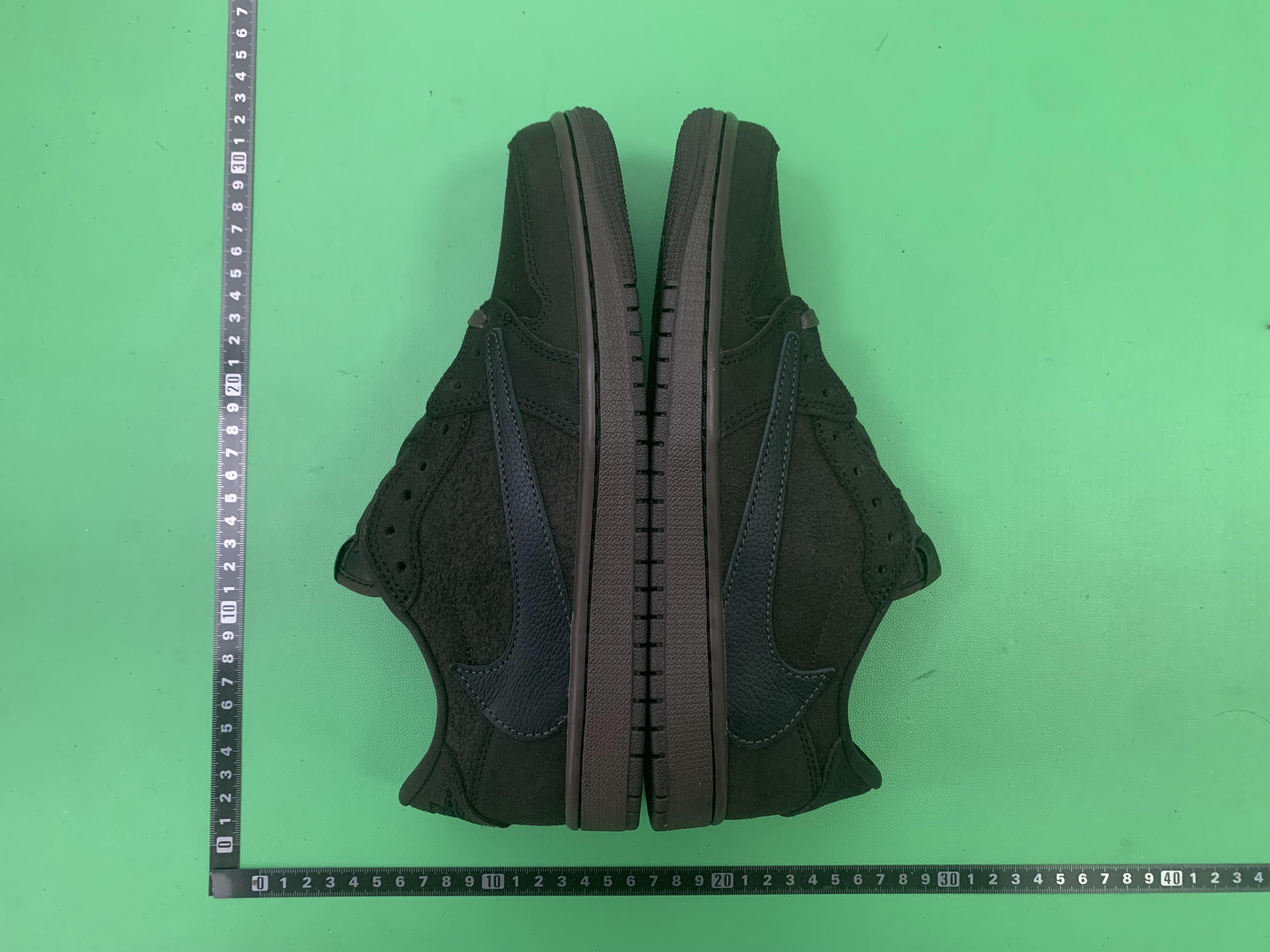 Nike Air Jordan 1 Low Sneakers in Various Colorways -3