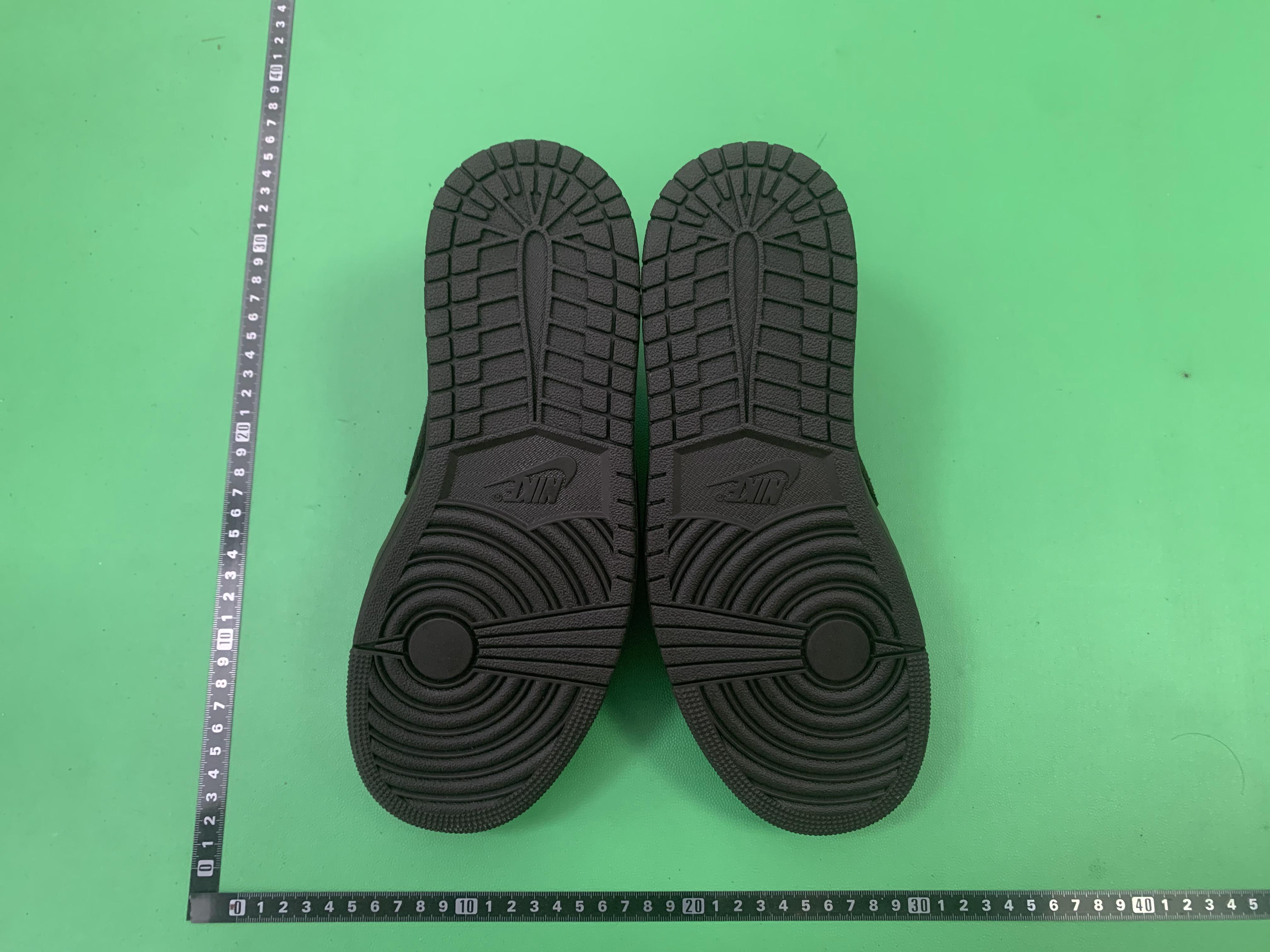 Nike Air Jordan 1 Low Sneakers in Various Colorways -2