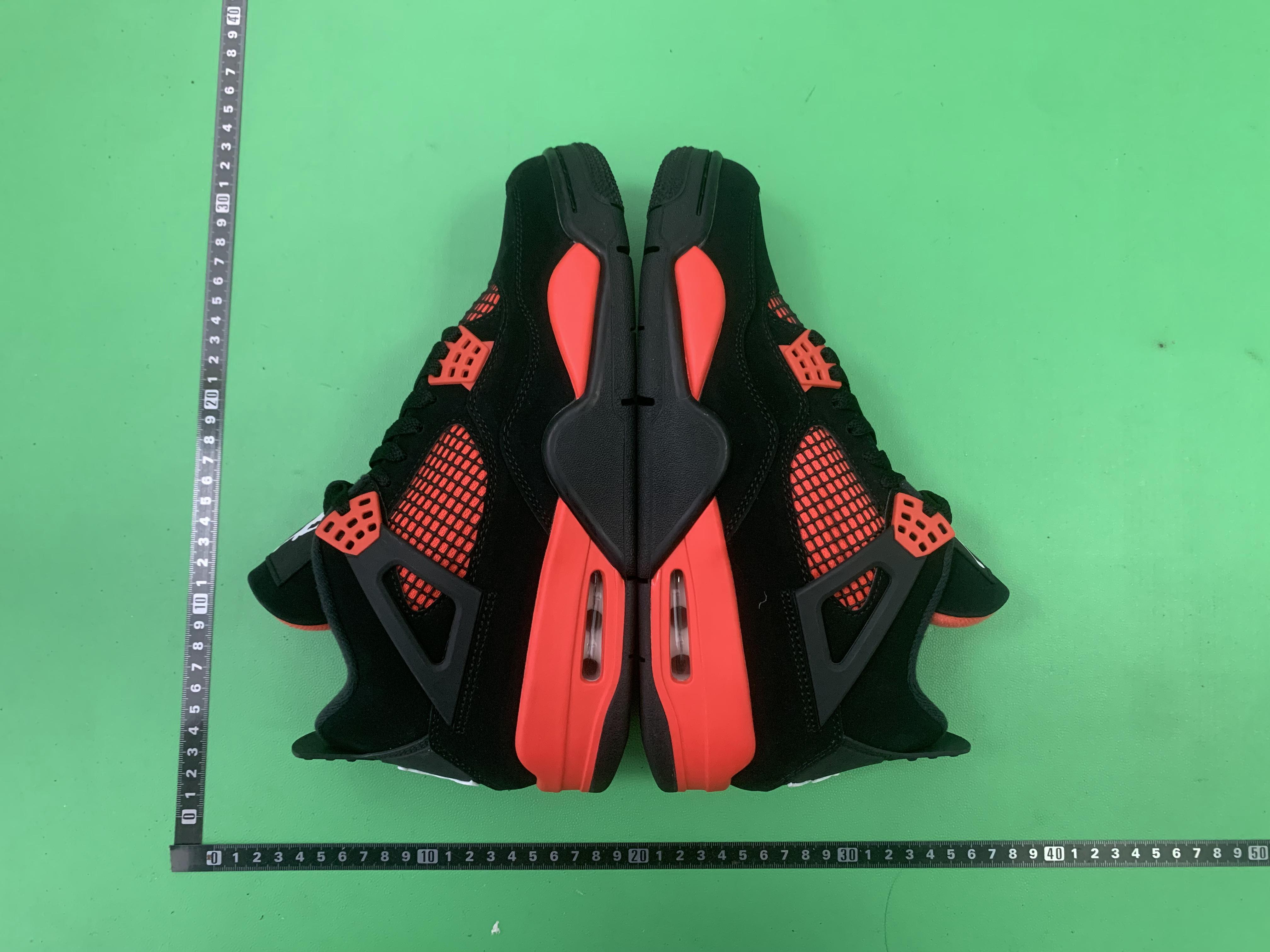 Jordan 4 Sneakers in Various Colors -3