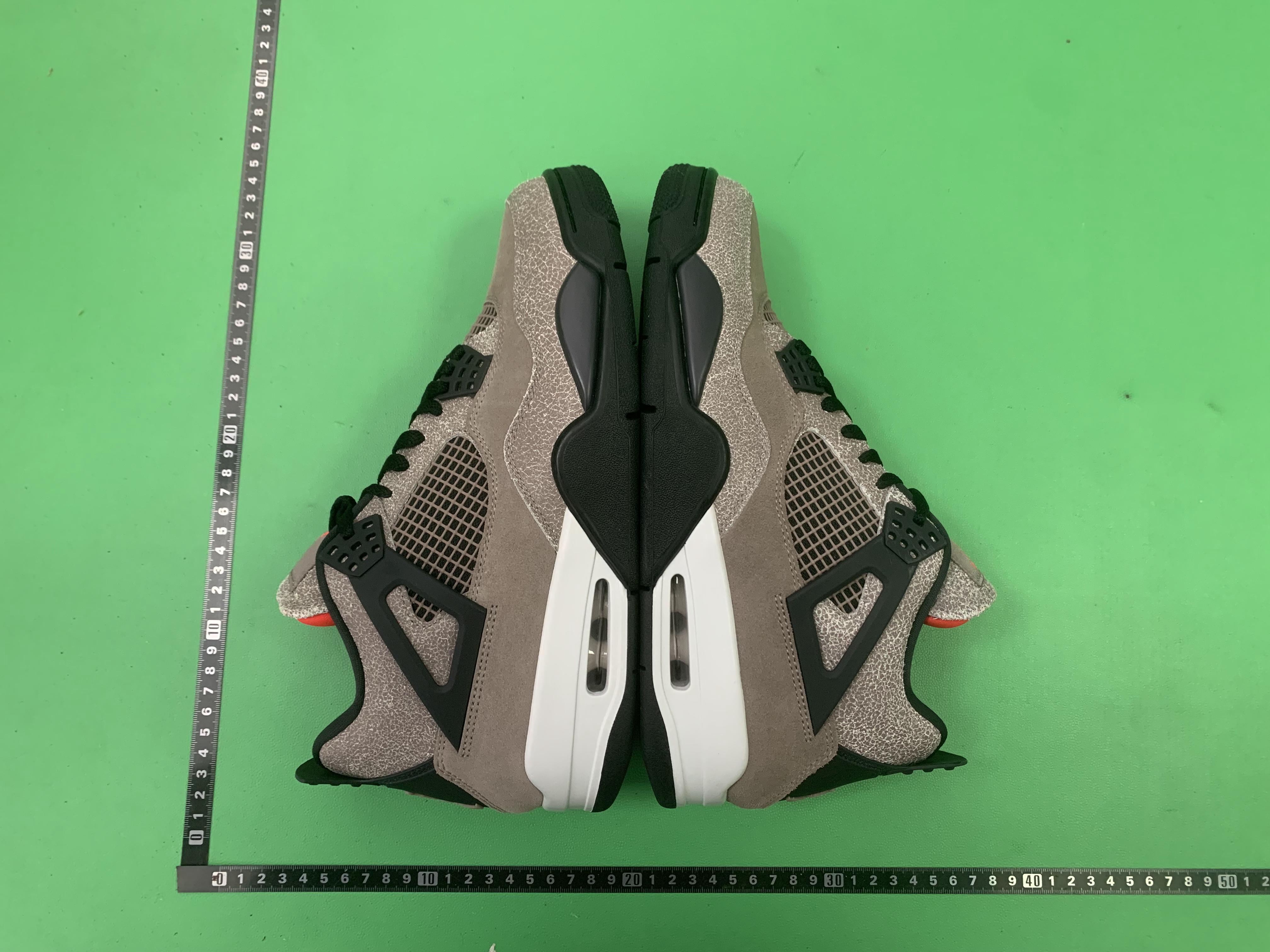 Jordan 4 Sneakers in Various Colors -10