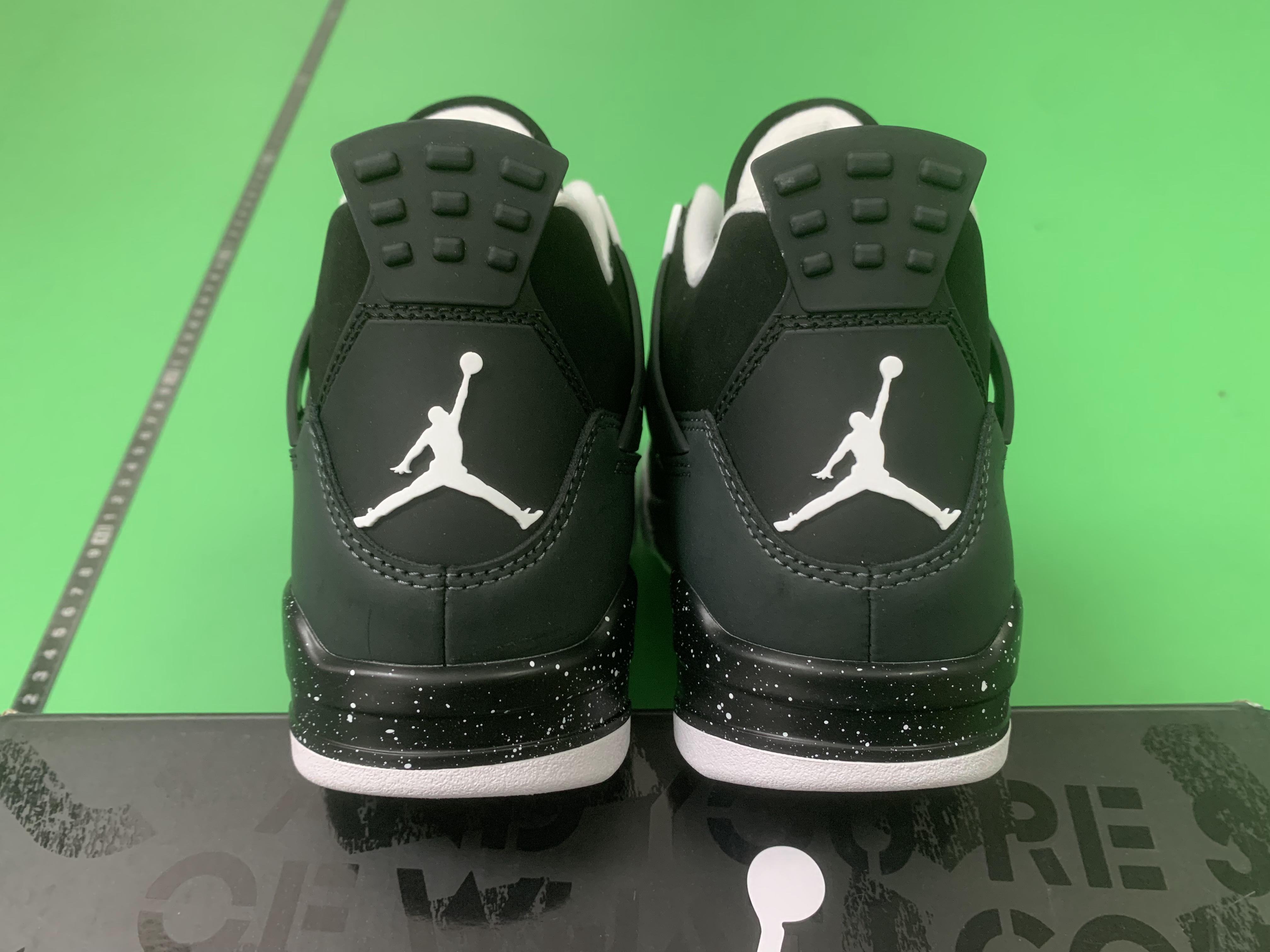 Air Jordan 4 Retro Sneakers in Various Colors -5