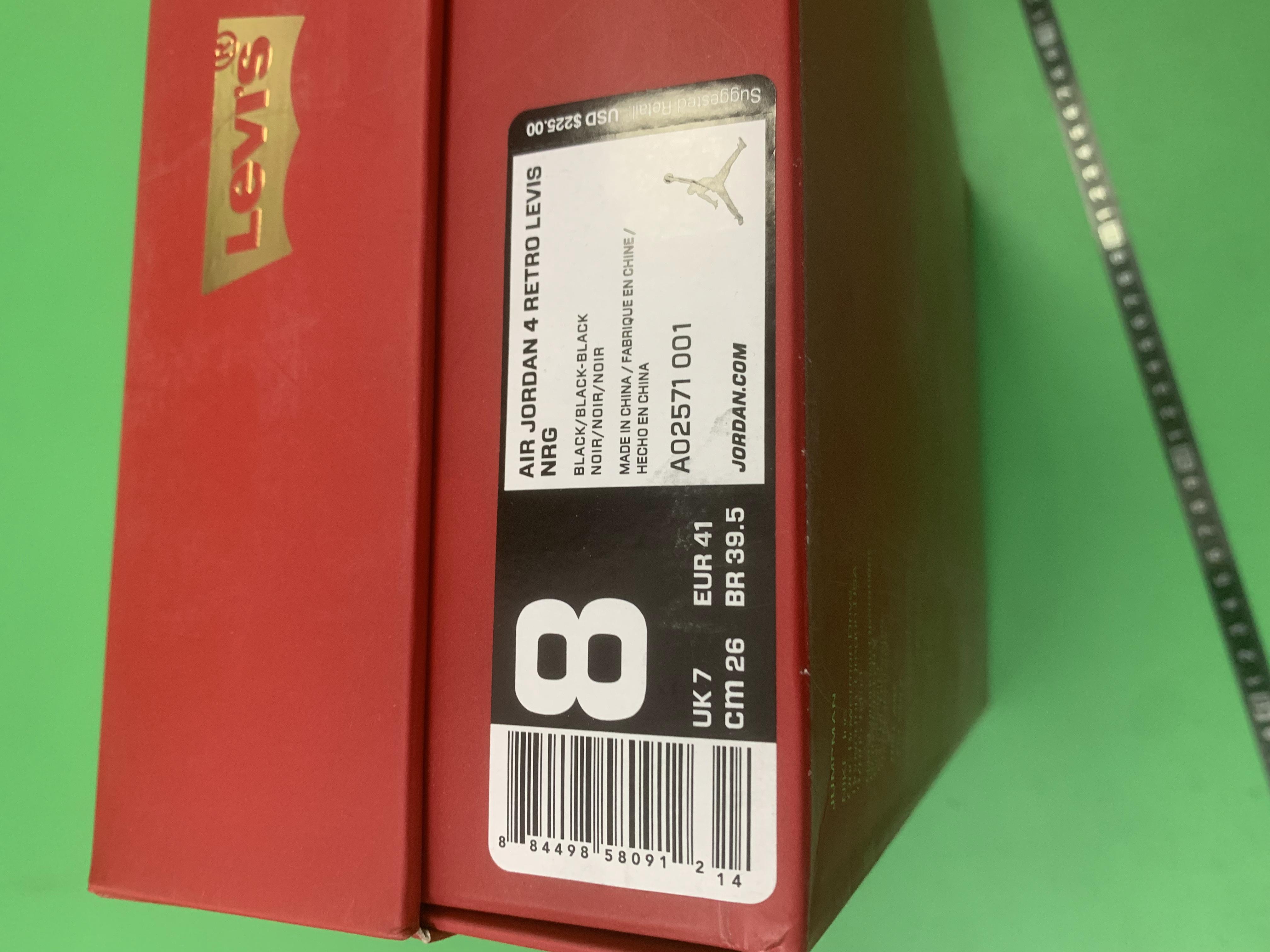 Air Jordan 4 Retro Sneakers in Various Colors（重复标题） -7