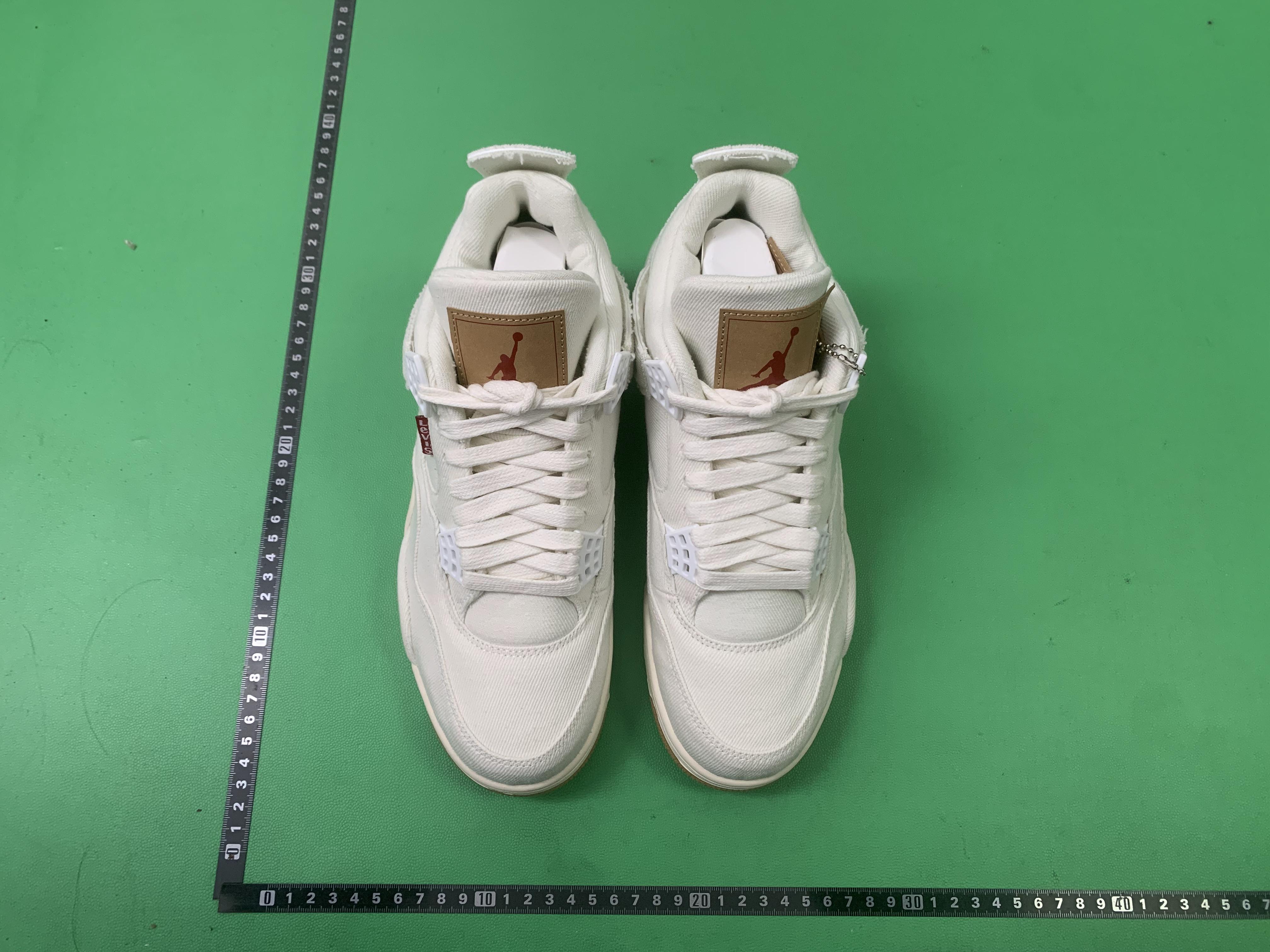 Air Jordan 4 Retro Sneakers in Various Colors（重复标题） -8