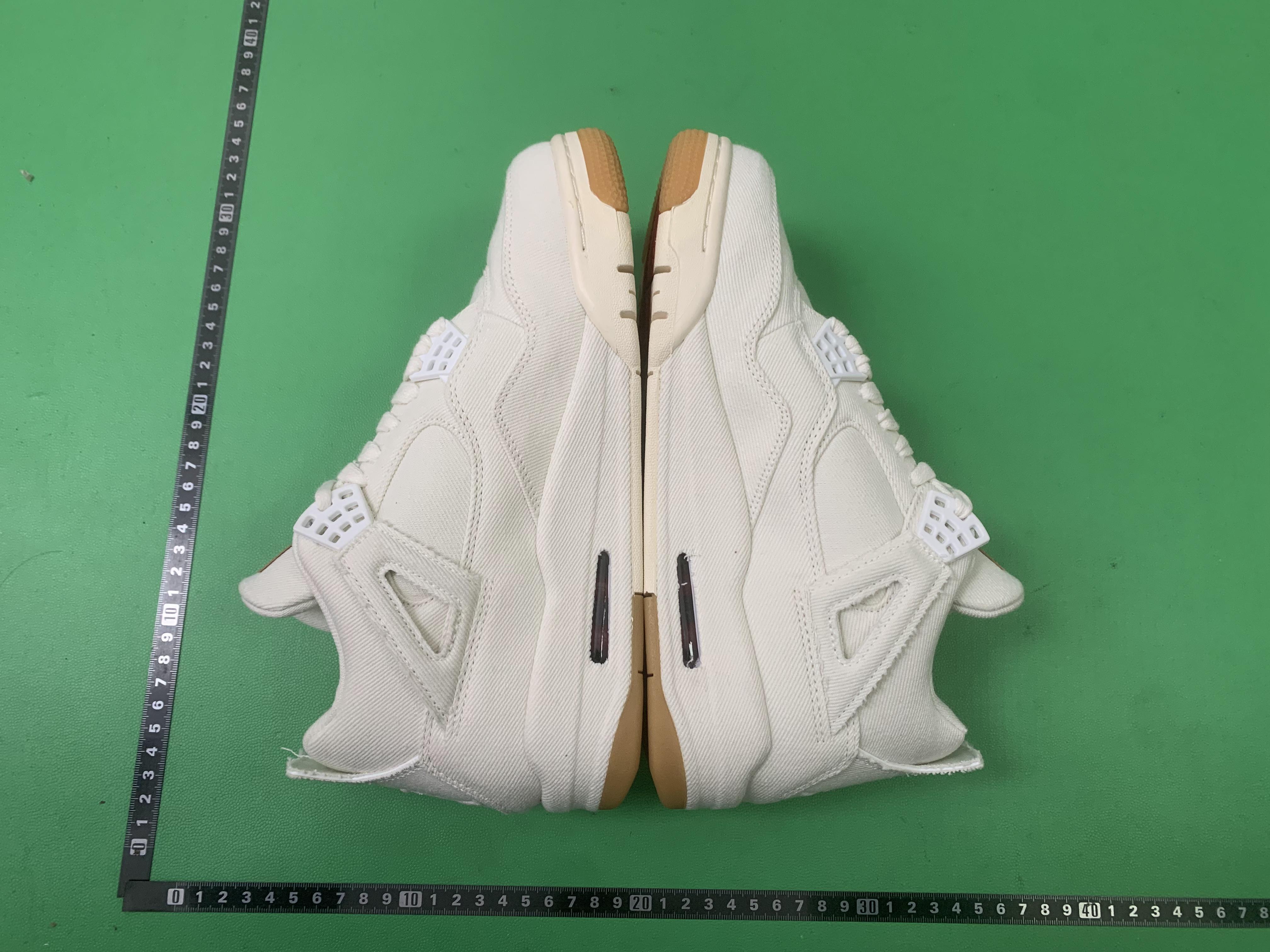 Air Jordan 4 Retro Sneakers in Various Colors（重复标题） -11