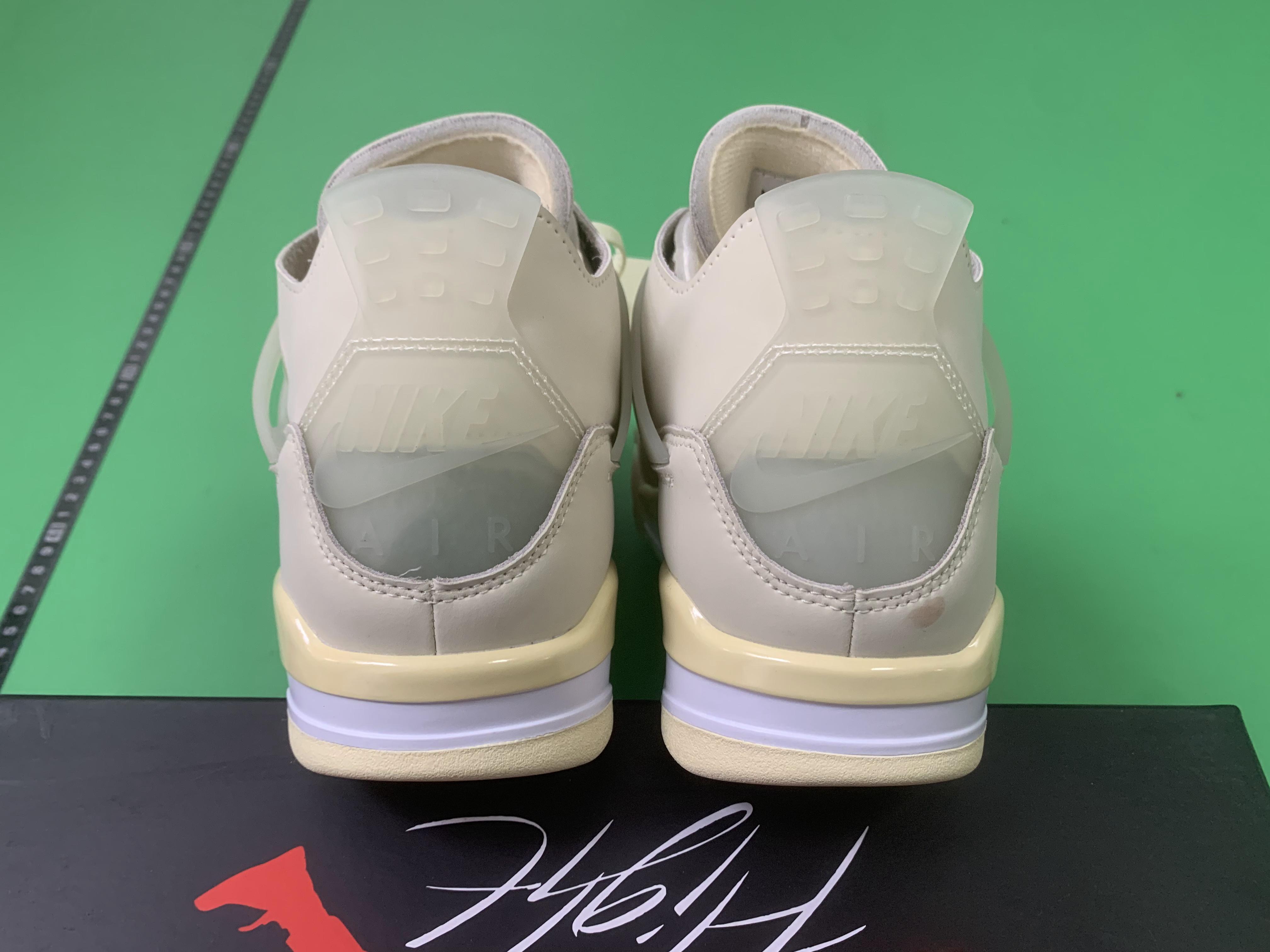 Air Jordan 4 Retro Sneakers in Various Colors（重复标题） -19