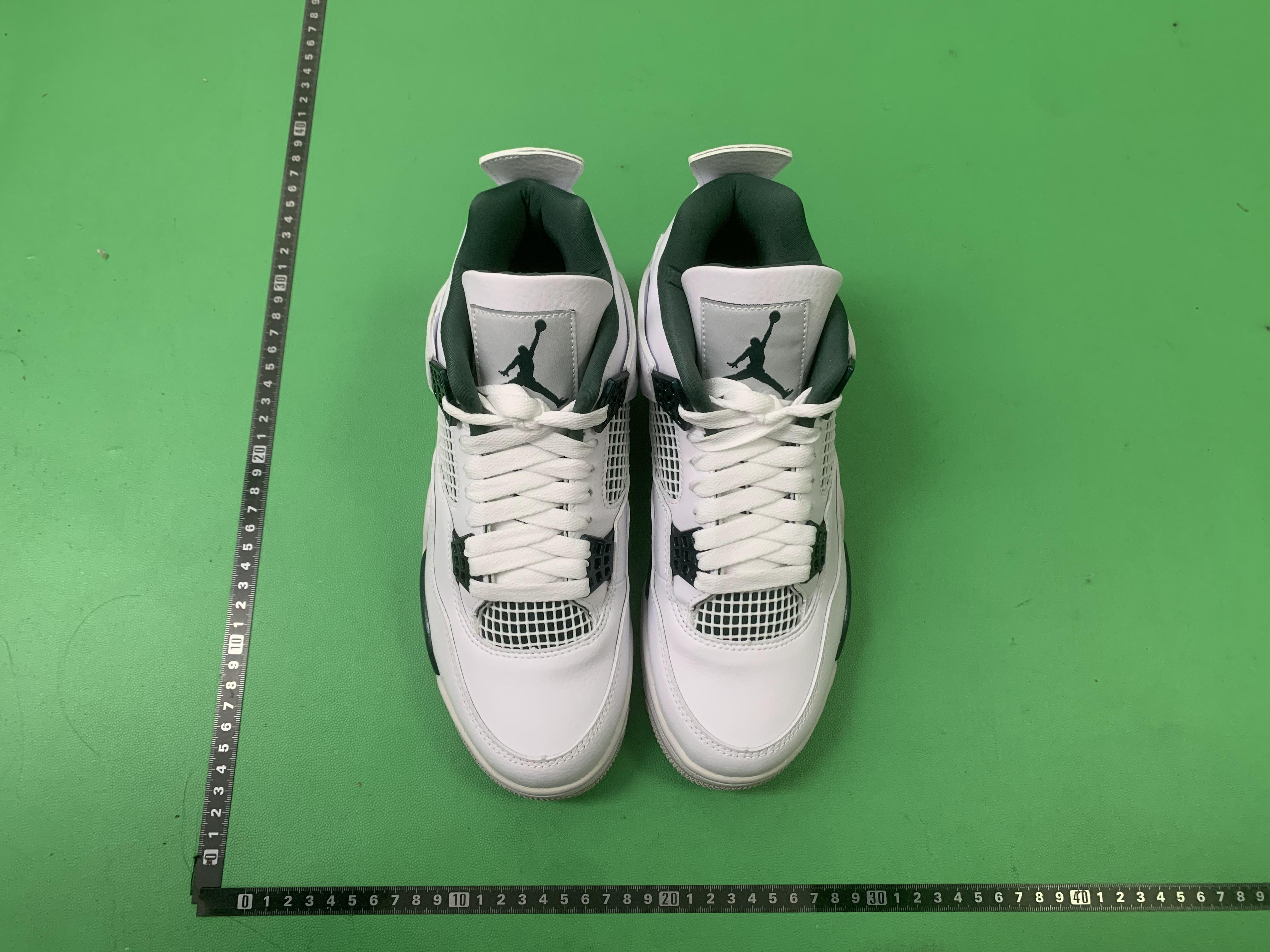 Air Jordan 4 Retro Sneakers in Various Colors（重复标题） -22