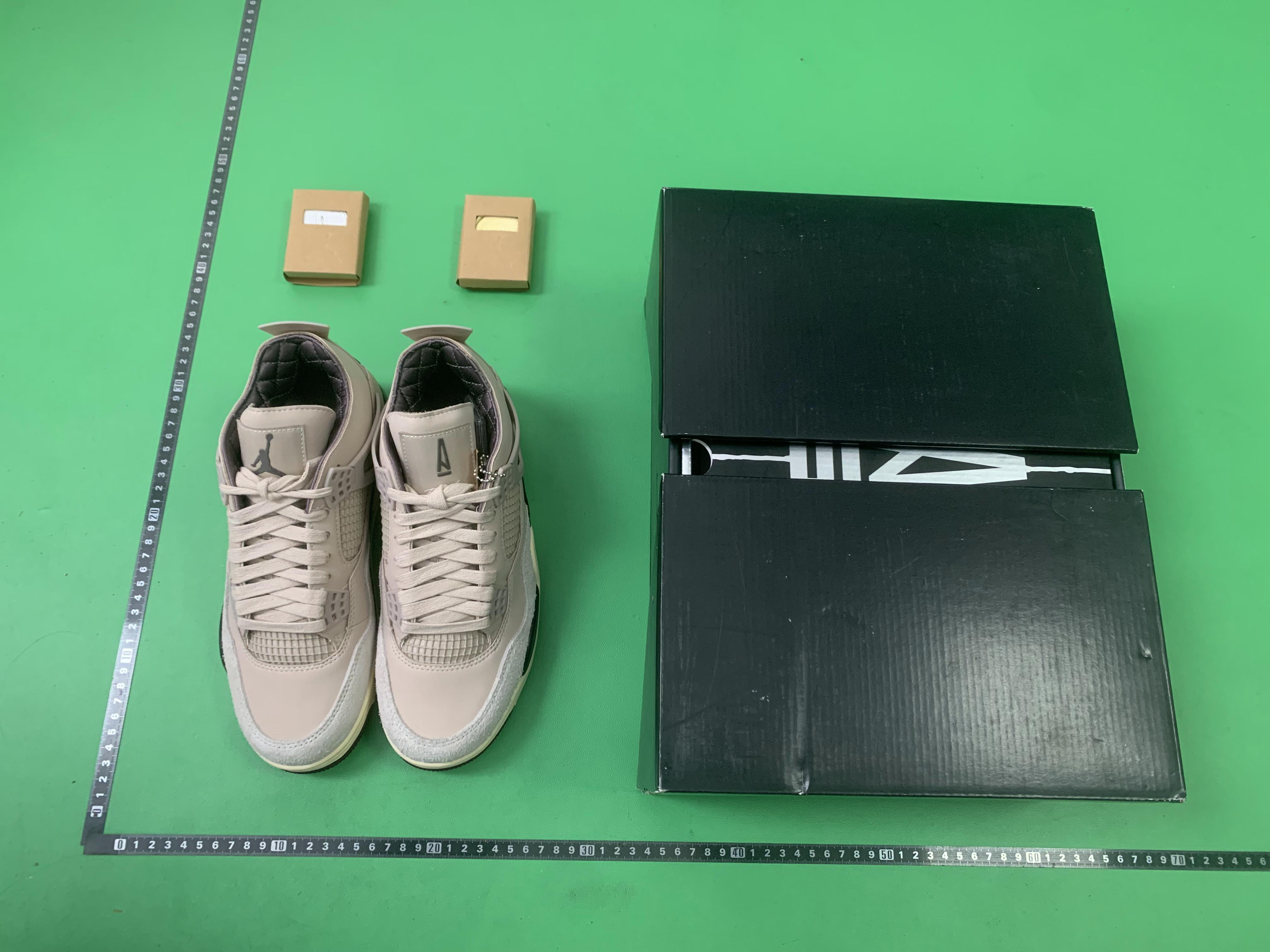 Air Jordan 4 Retro Sneakers in Various Colors（重复标题） -47