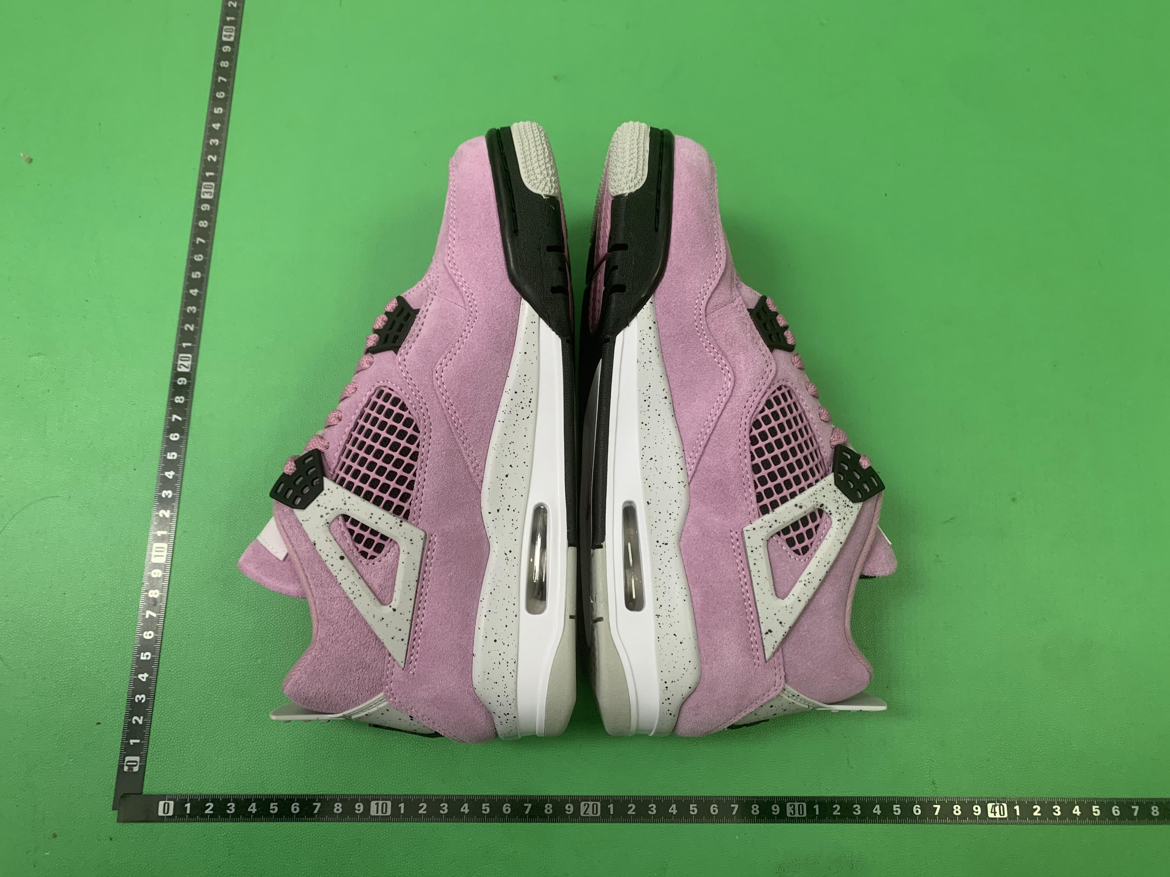 Air Jordan 4 Retro Sneakers in Various Colors（重复标题） -52
