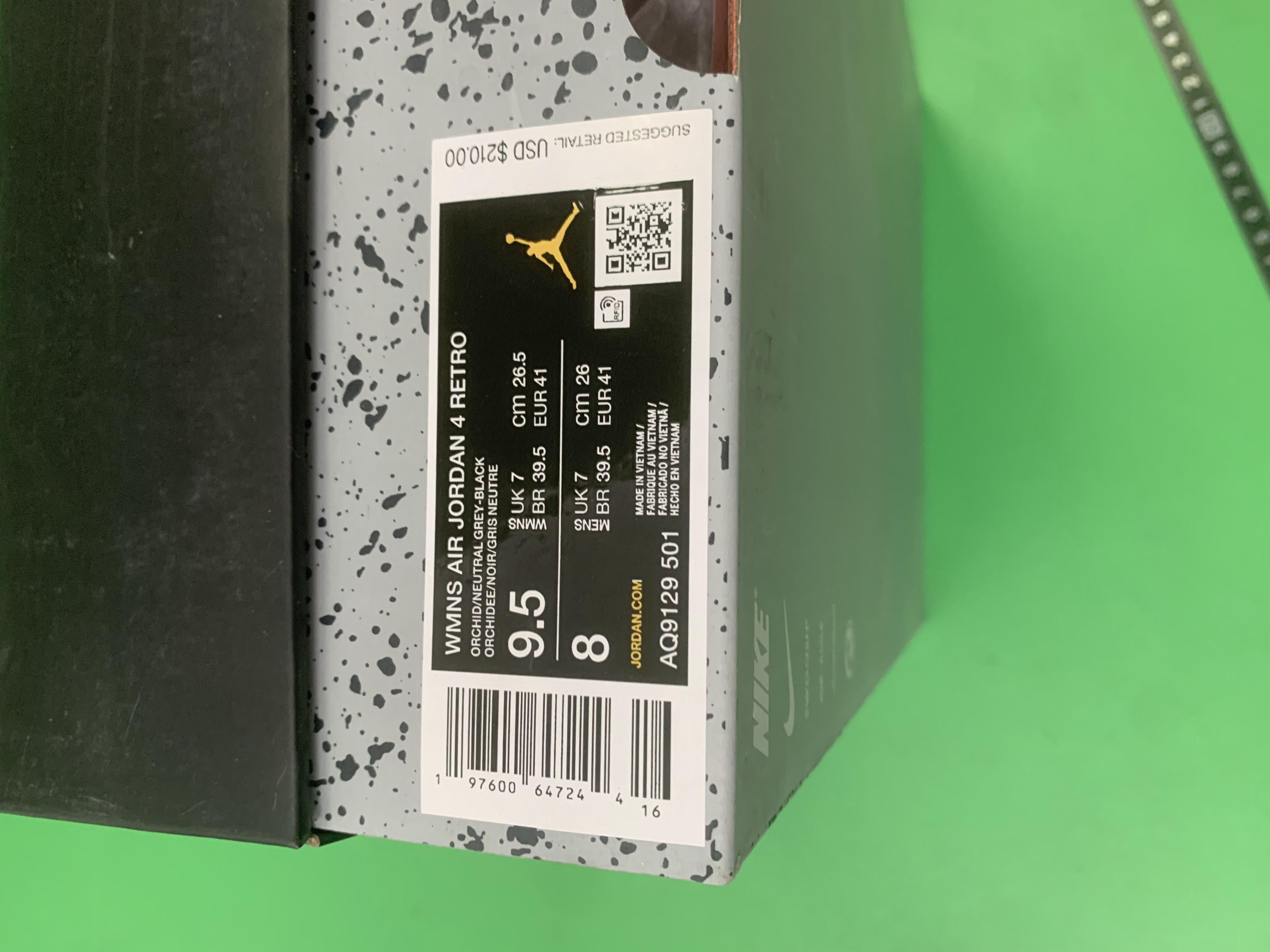 Air Jordan 4 Retro Sneakers in Various Colors（重复标题） -55