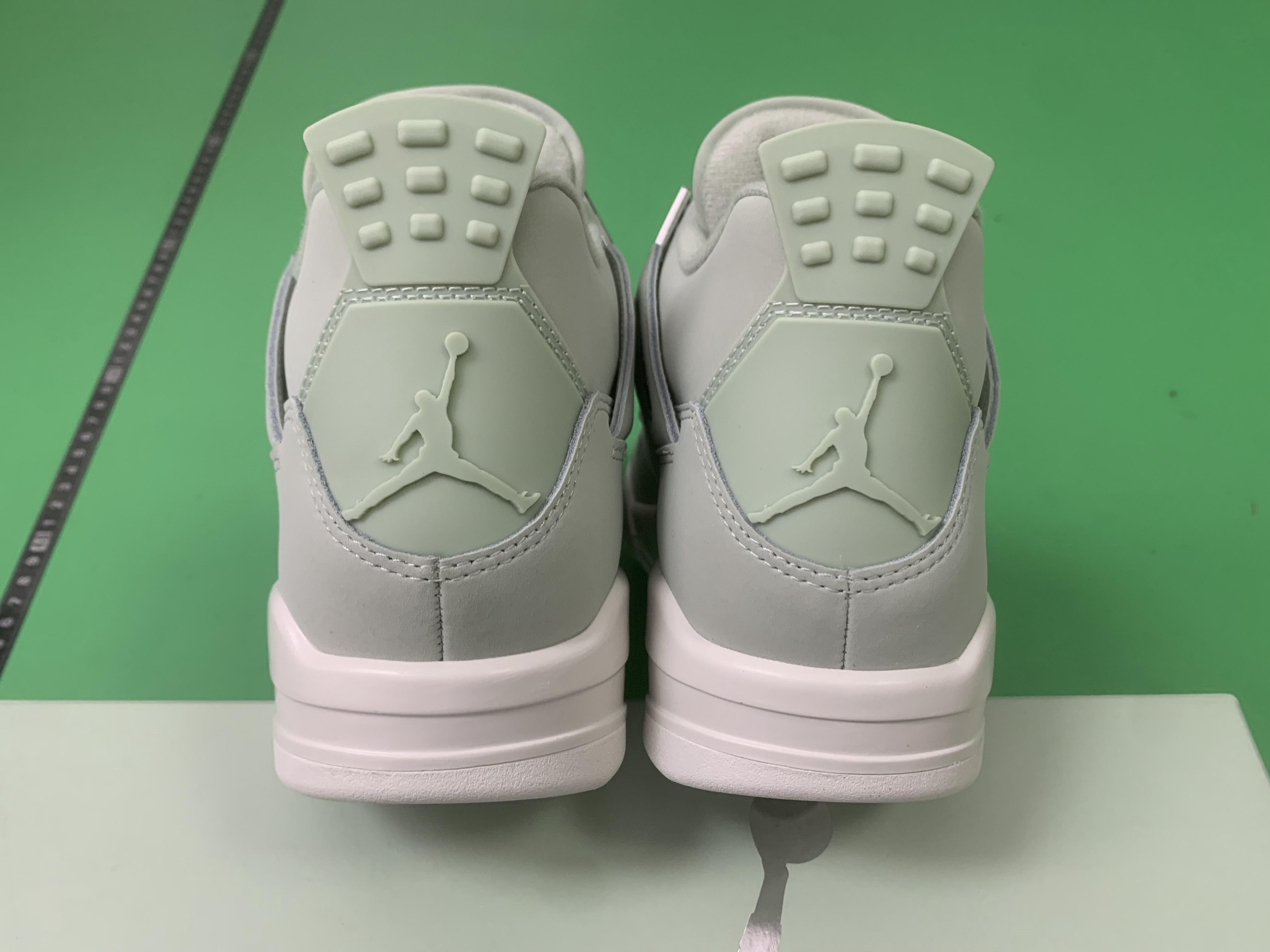 Air Jordan 4 Retro Sneakers in Various Colors（重复标题） -67