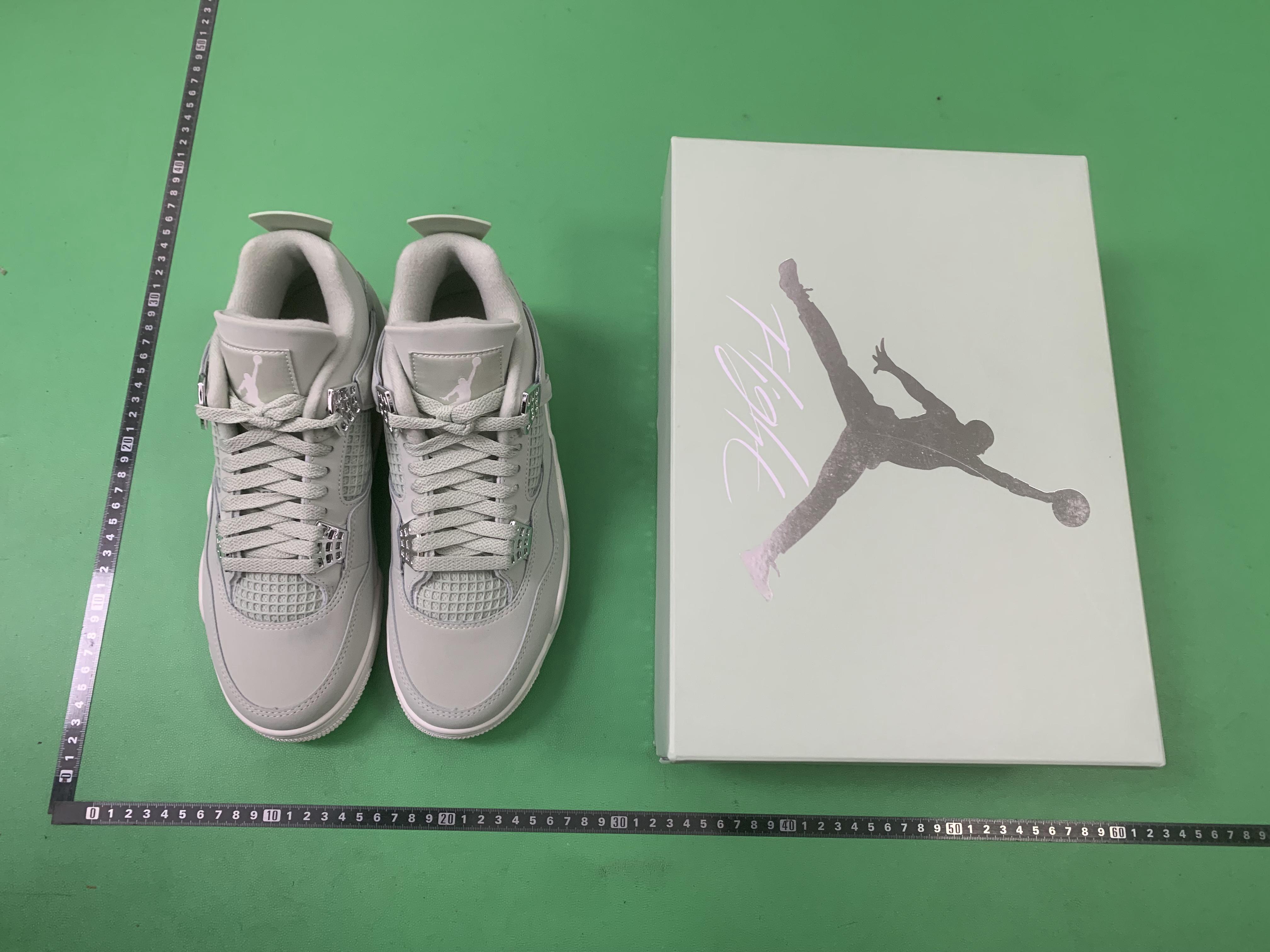 Air Jordan 4 Retro Sneakers in Various Colors（重复标题） -68