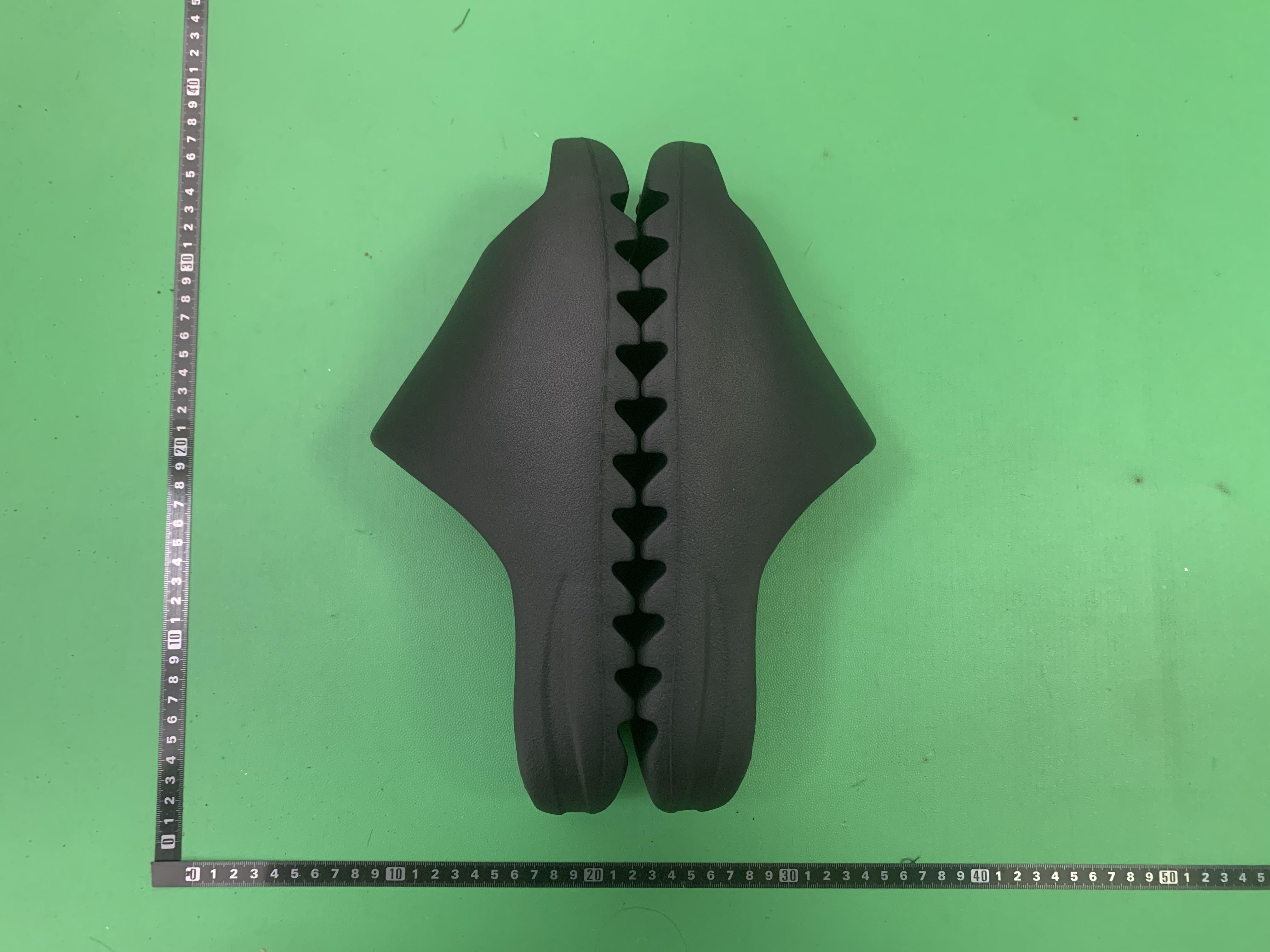 Yeezy Slide Sandals in Various Colors -3