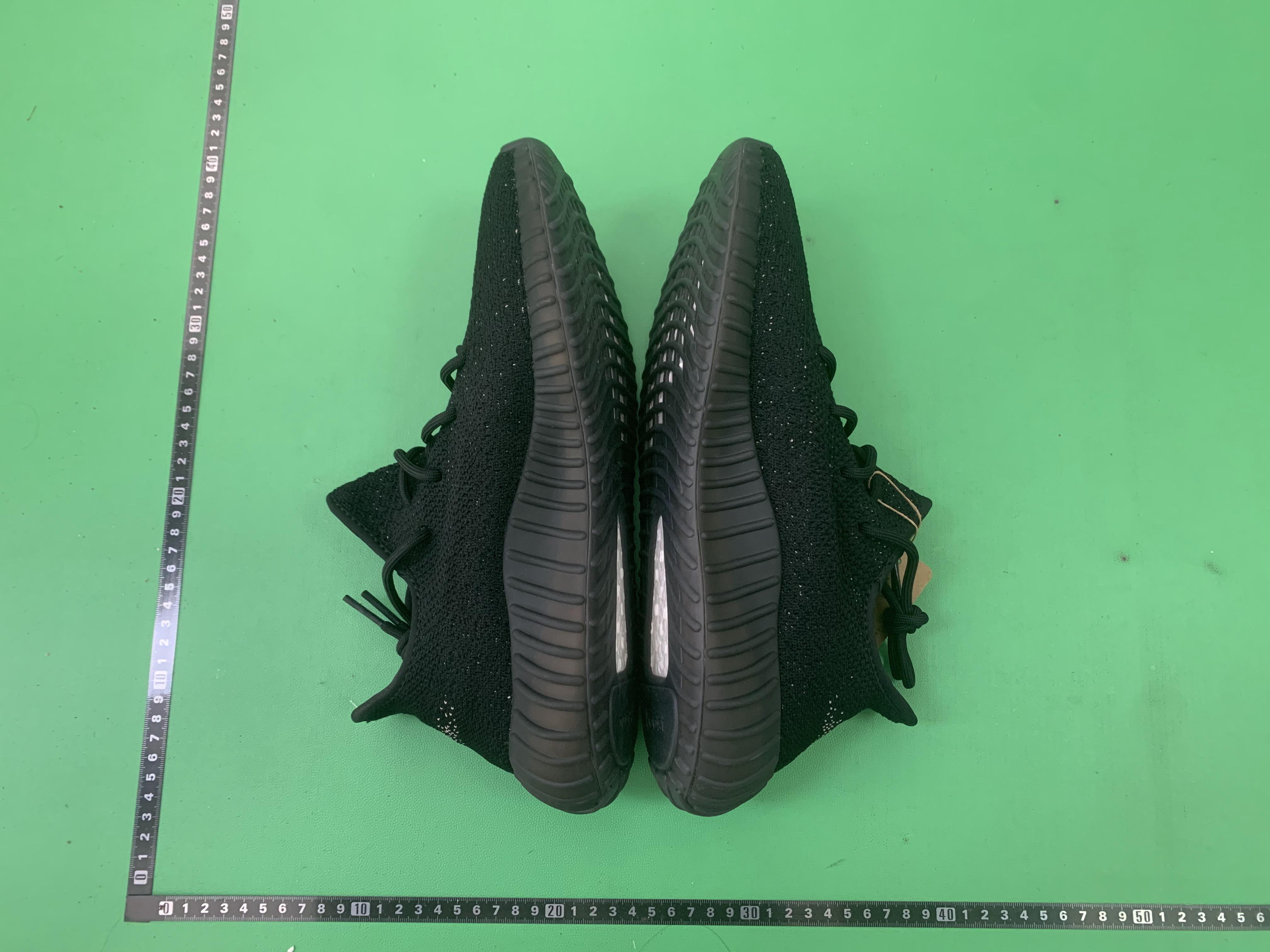Yeezy Boost 350 V2 Sneakers -4