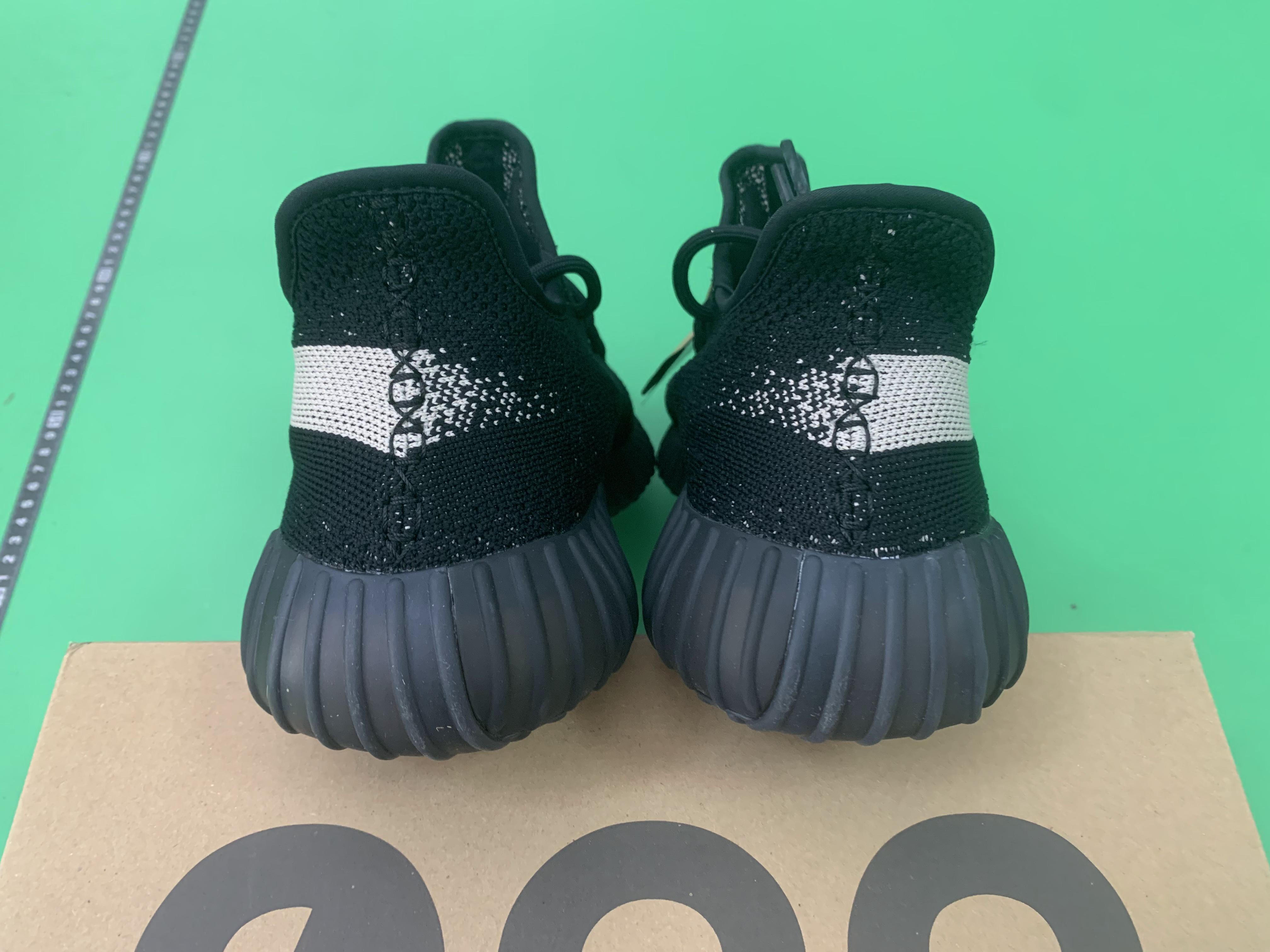Yeezy Boost 350 V2 Sneakers -5