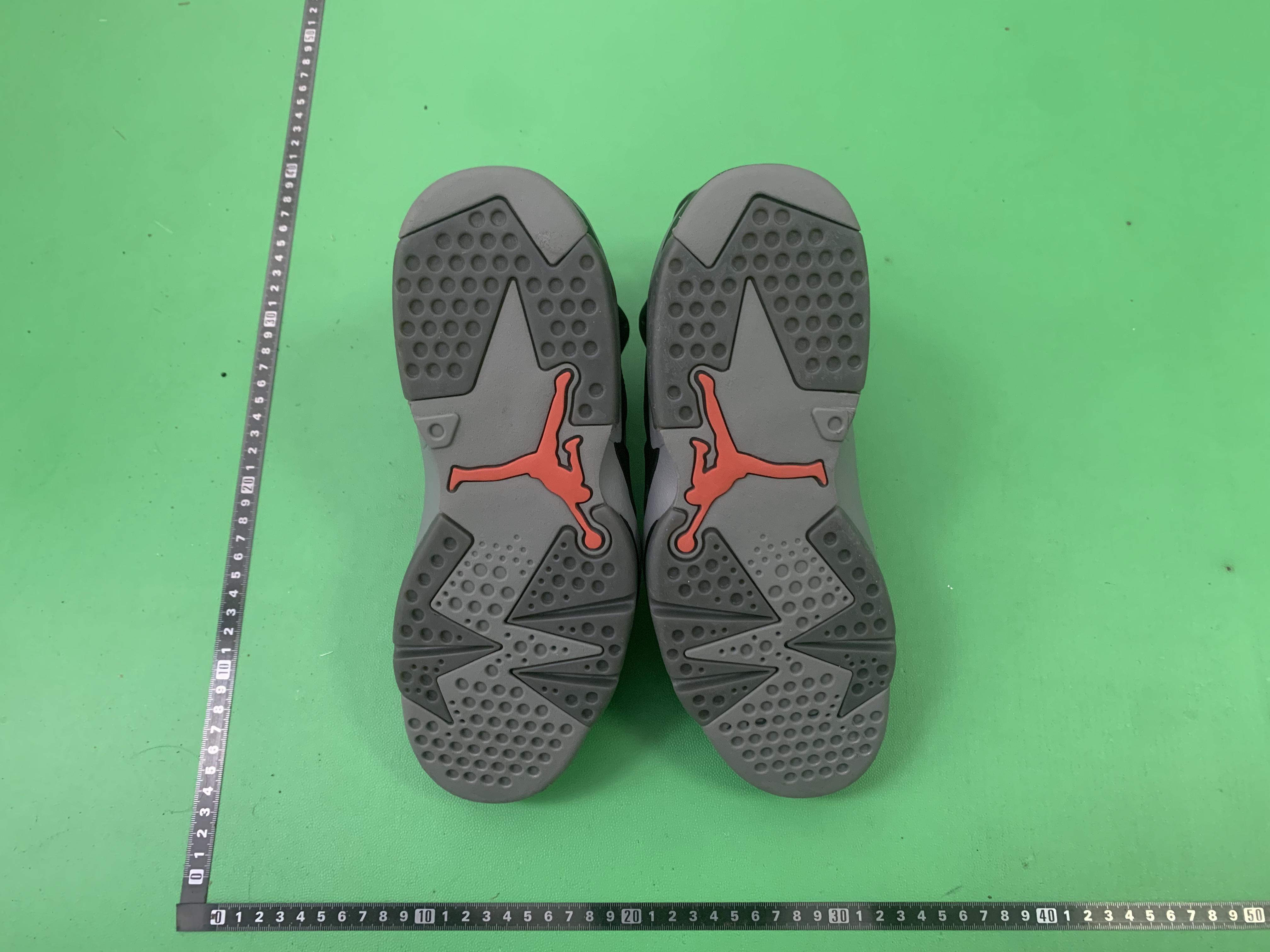 Air Jordan 6 Sneakers in Various Colors -2