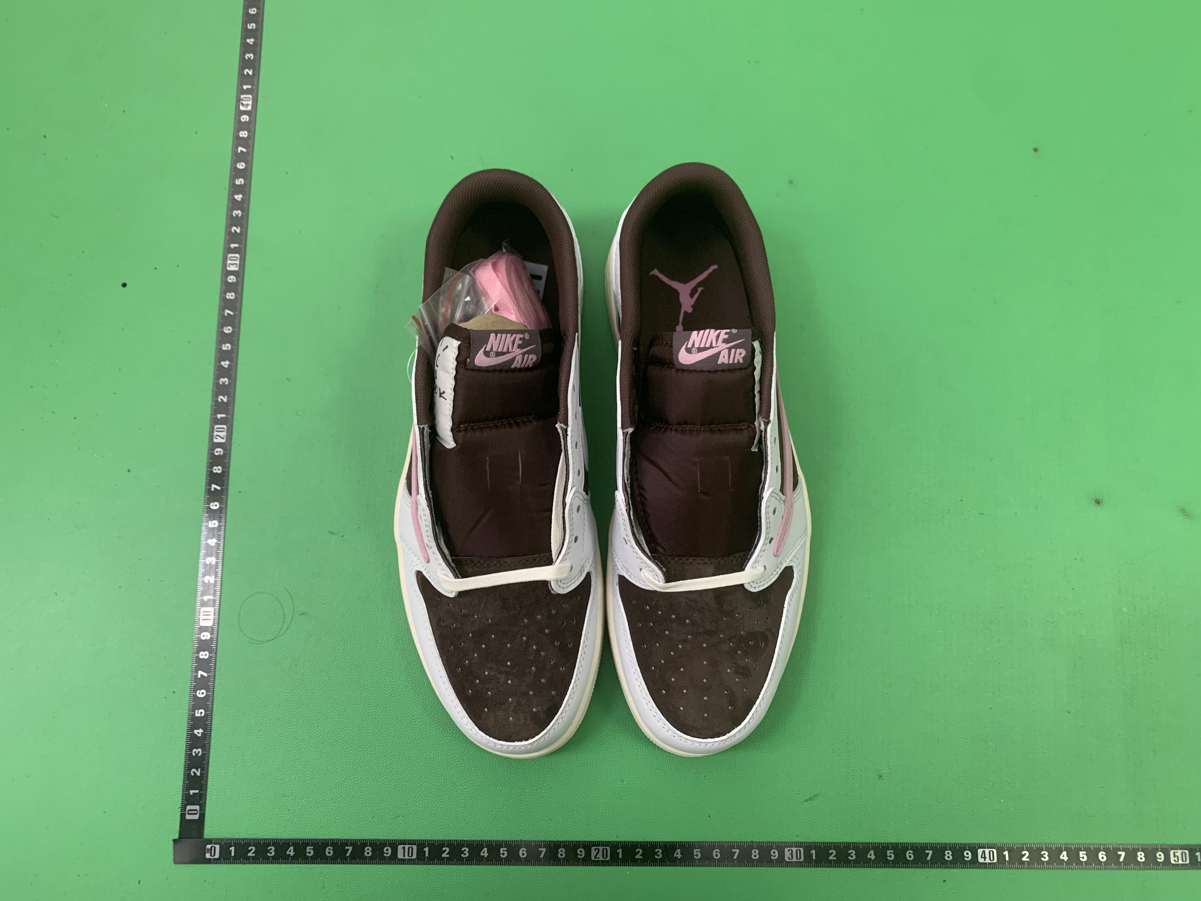 Nike Air Jordan 1 Low Sneakers in Various Colorways -36