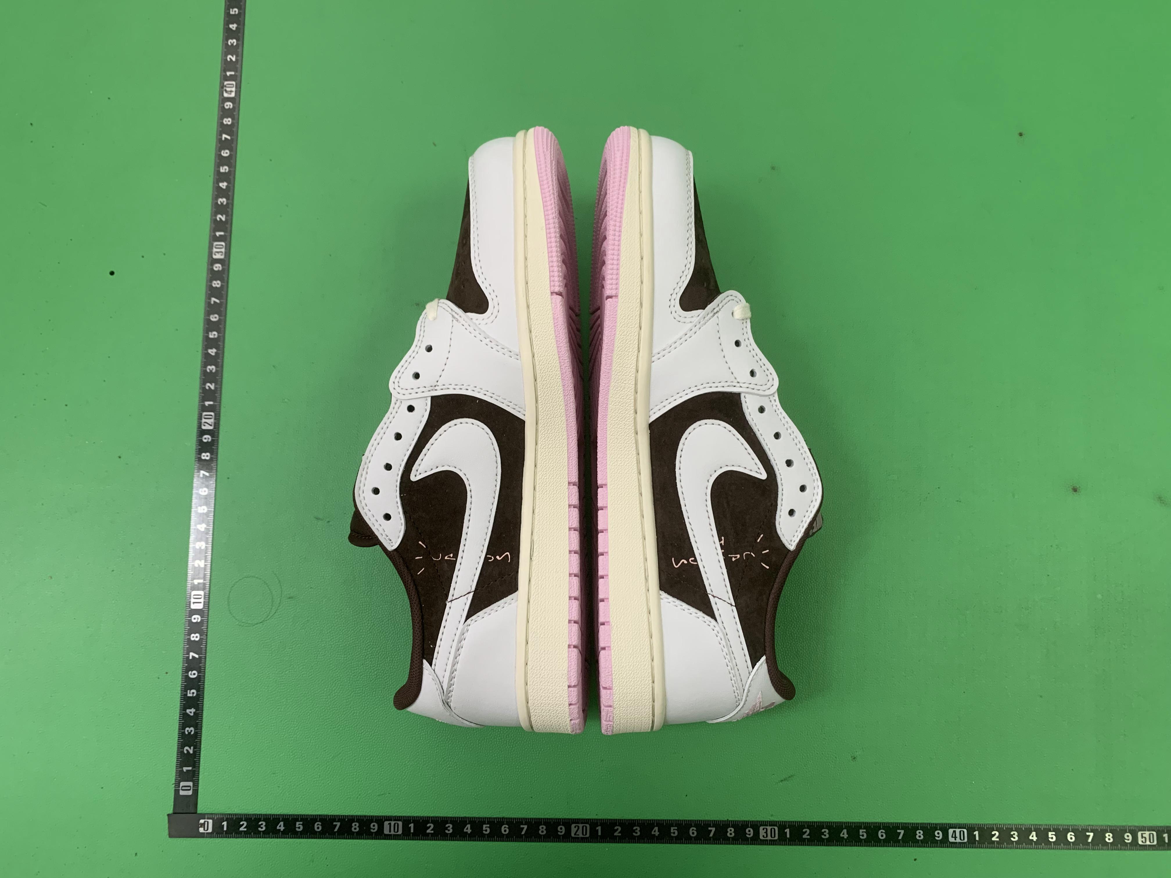 Nike Air Jordan 1 Low Sneakers in Various Colorways -39