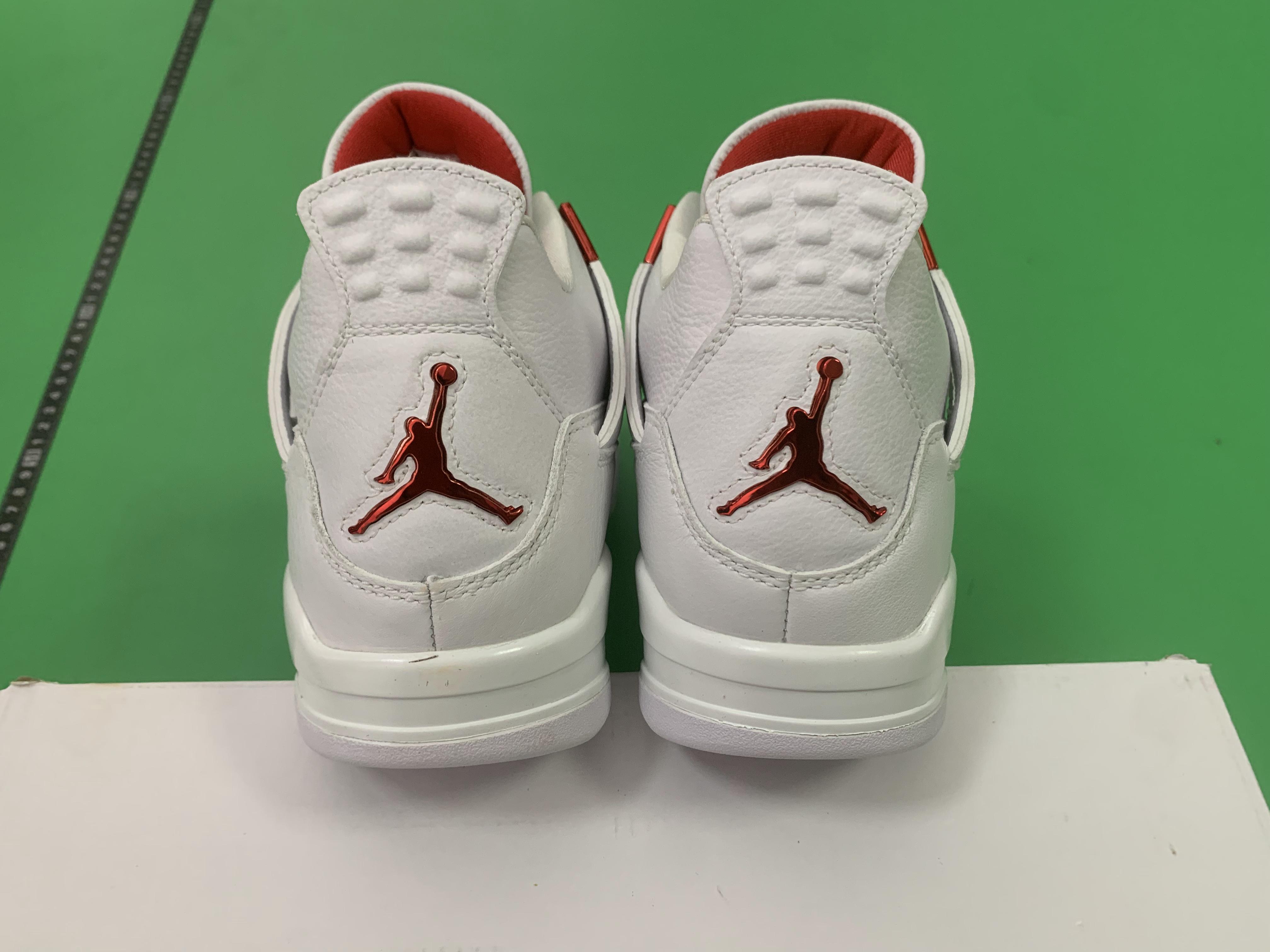 Air Jordan 4 Retro Sneakers in Various Colors -19
