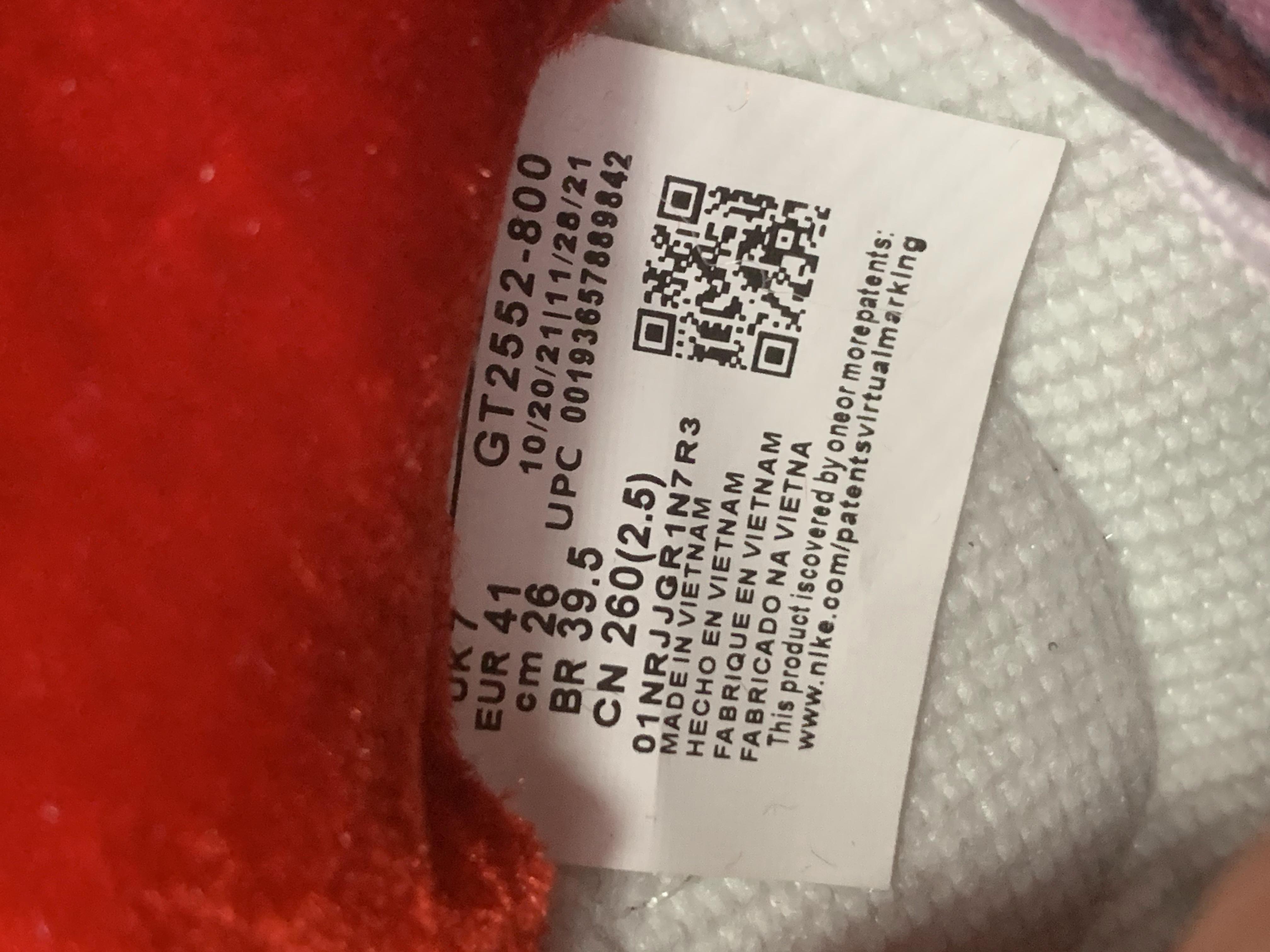 Nike Dunk Low Sneakers in Various Colors -14