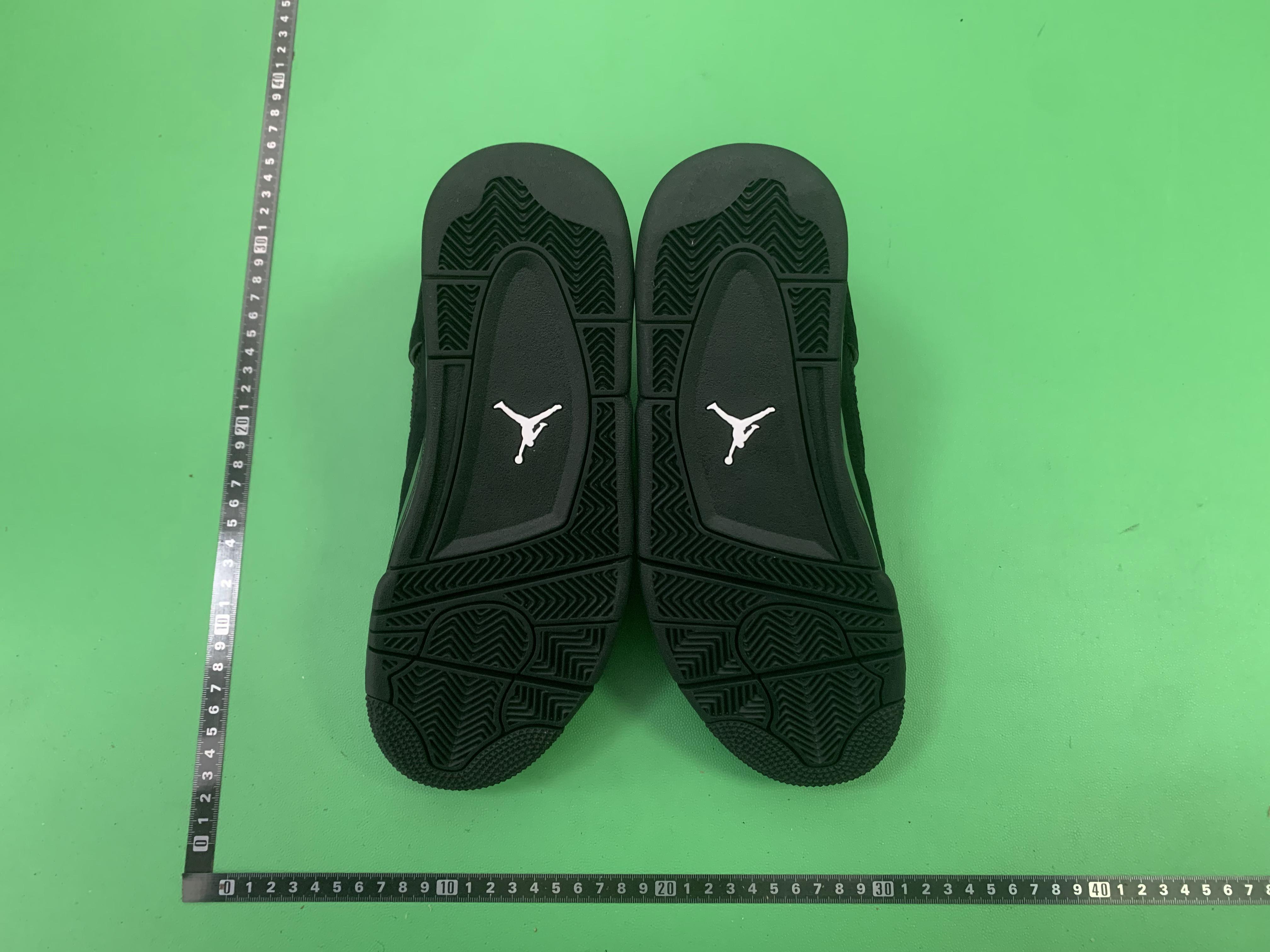 Air Jordan 4 Retro Sneakers in Various Colors（重复标题） -71