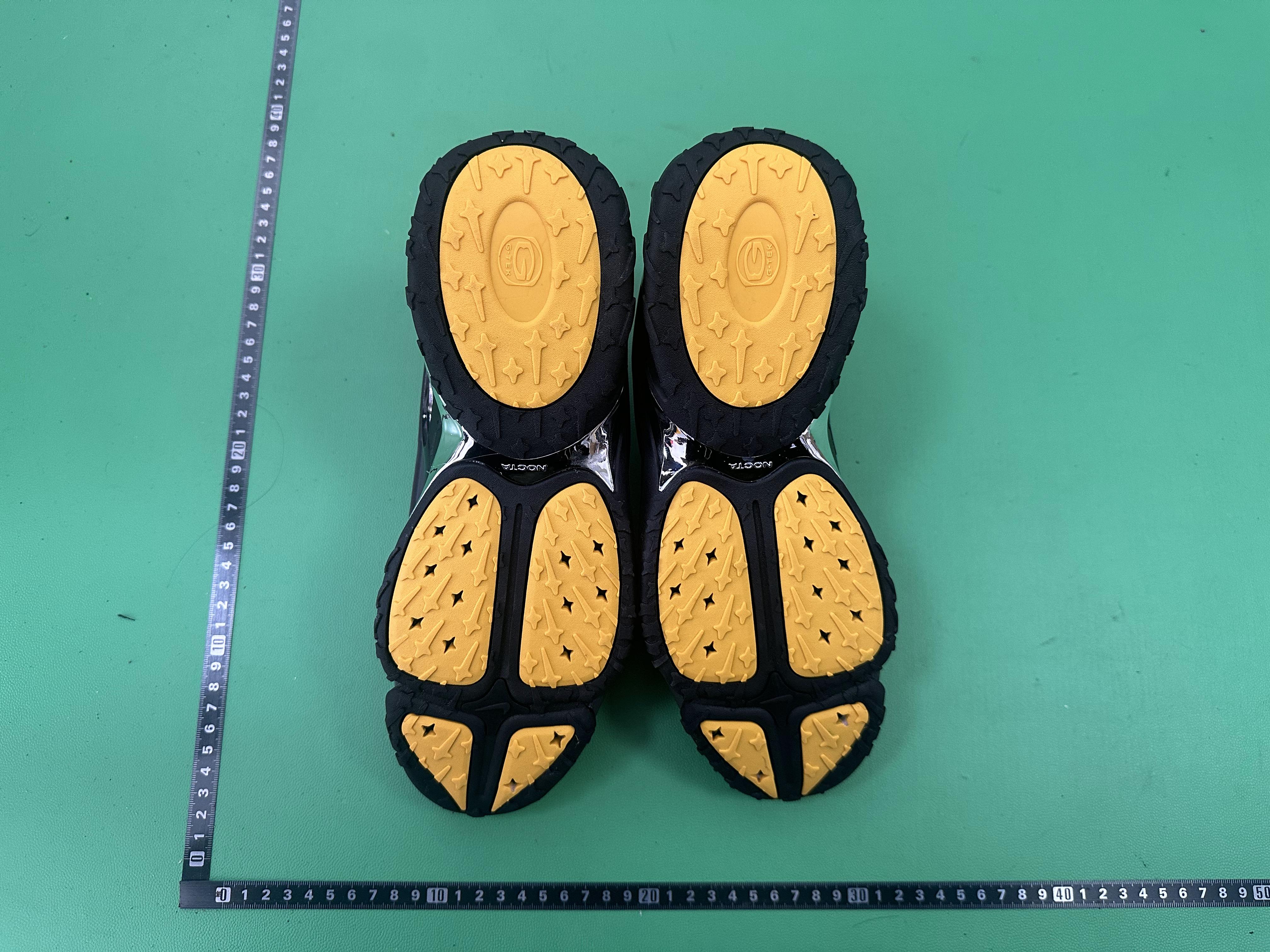 Nike Air Max Sneakers in Various Colors -10