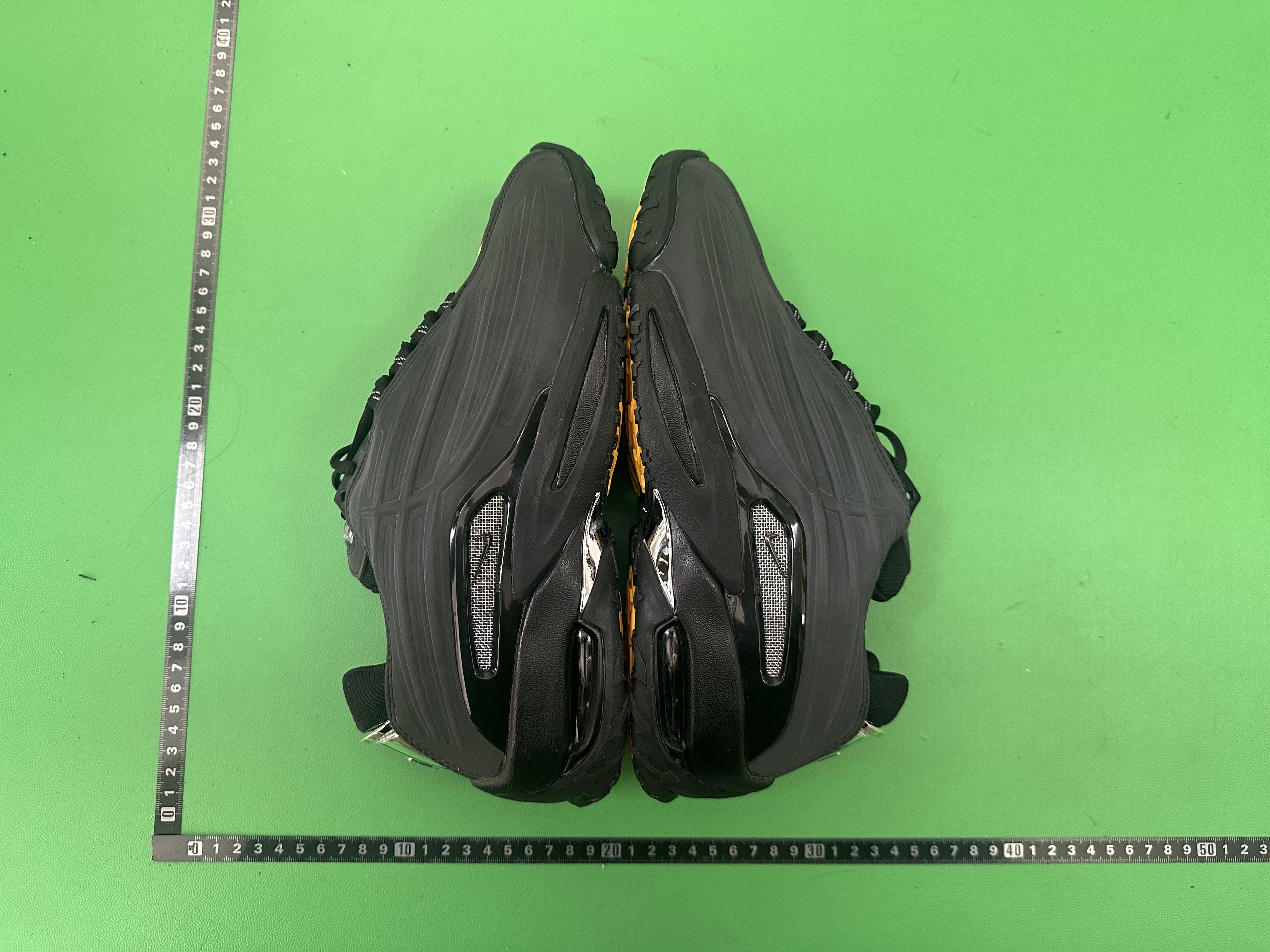 Nike Air Max Sneakers in Various Colors -11