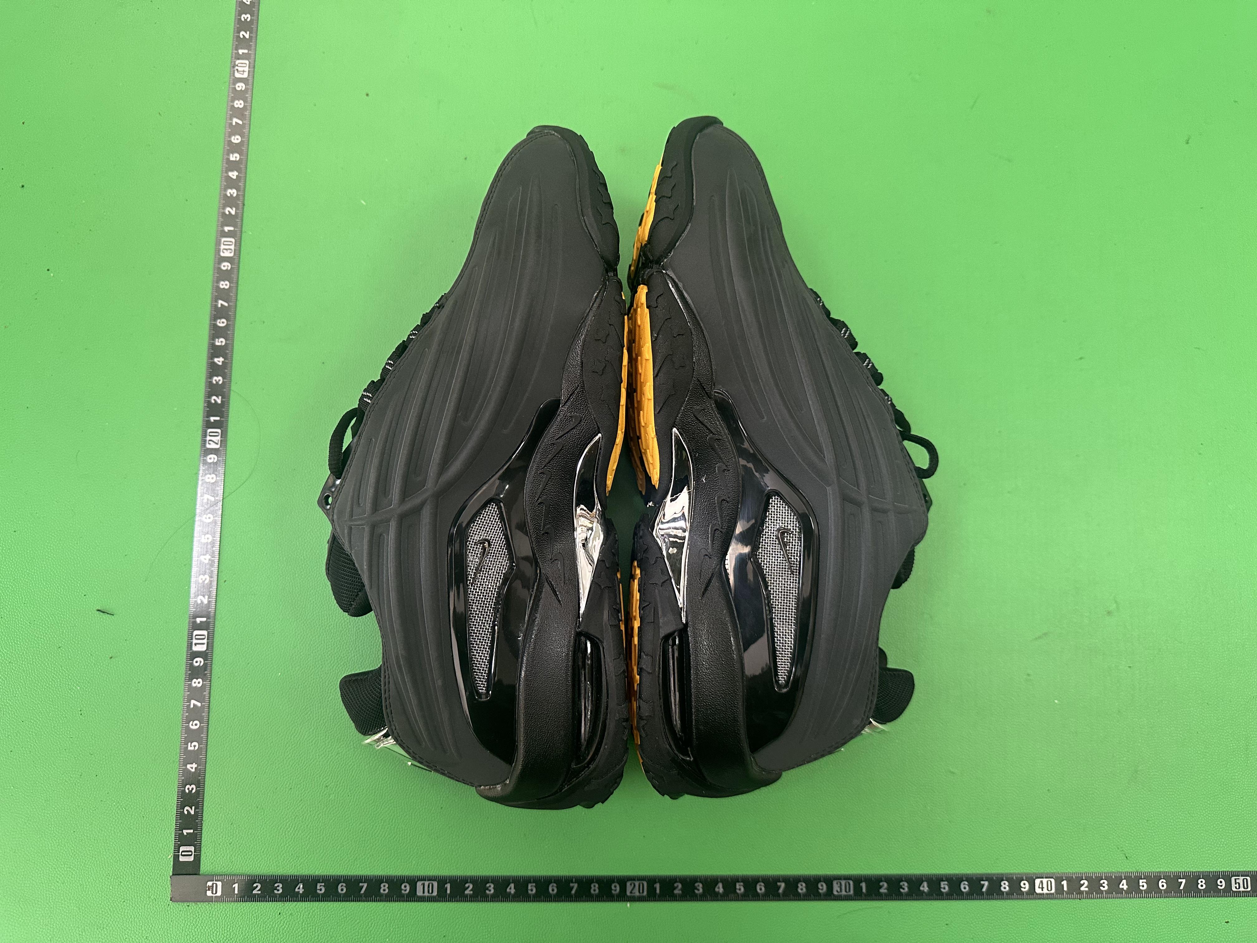 Nike Air Max Sneakers in Various Colors -12