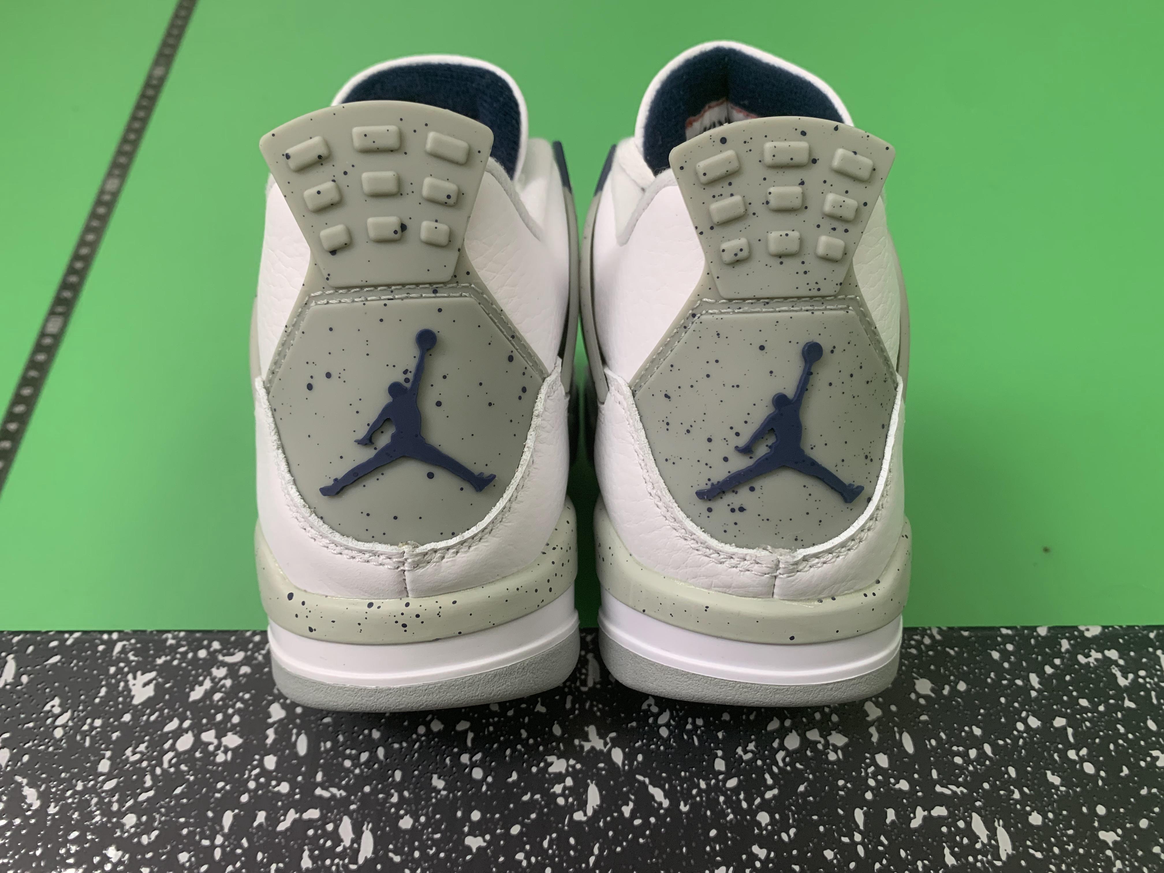 Air Jordan 4 Retro Sneakers in Various Colors（重复标题） -81