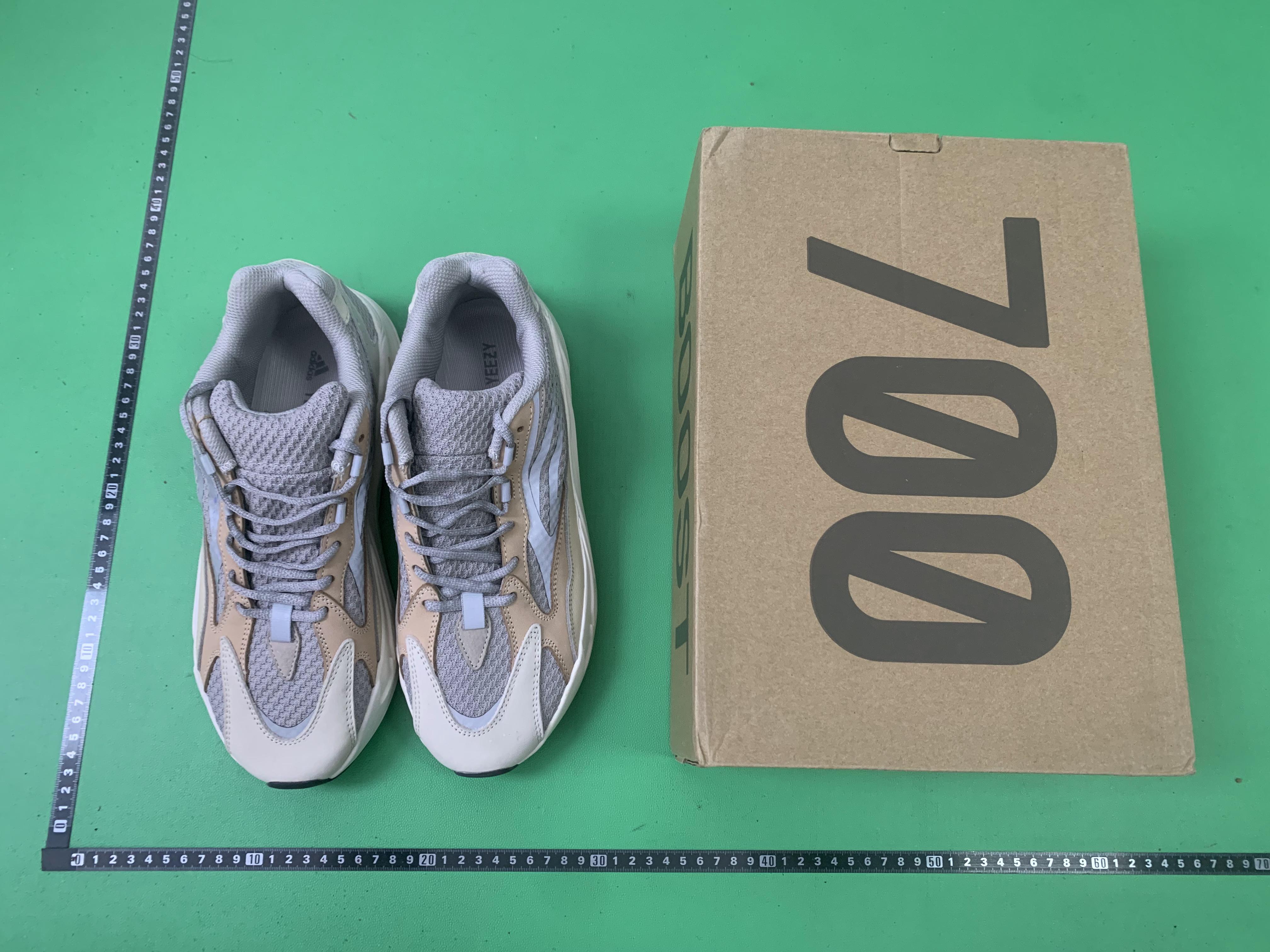 Yeezy Boost 700 Sneakers -6