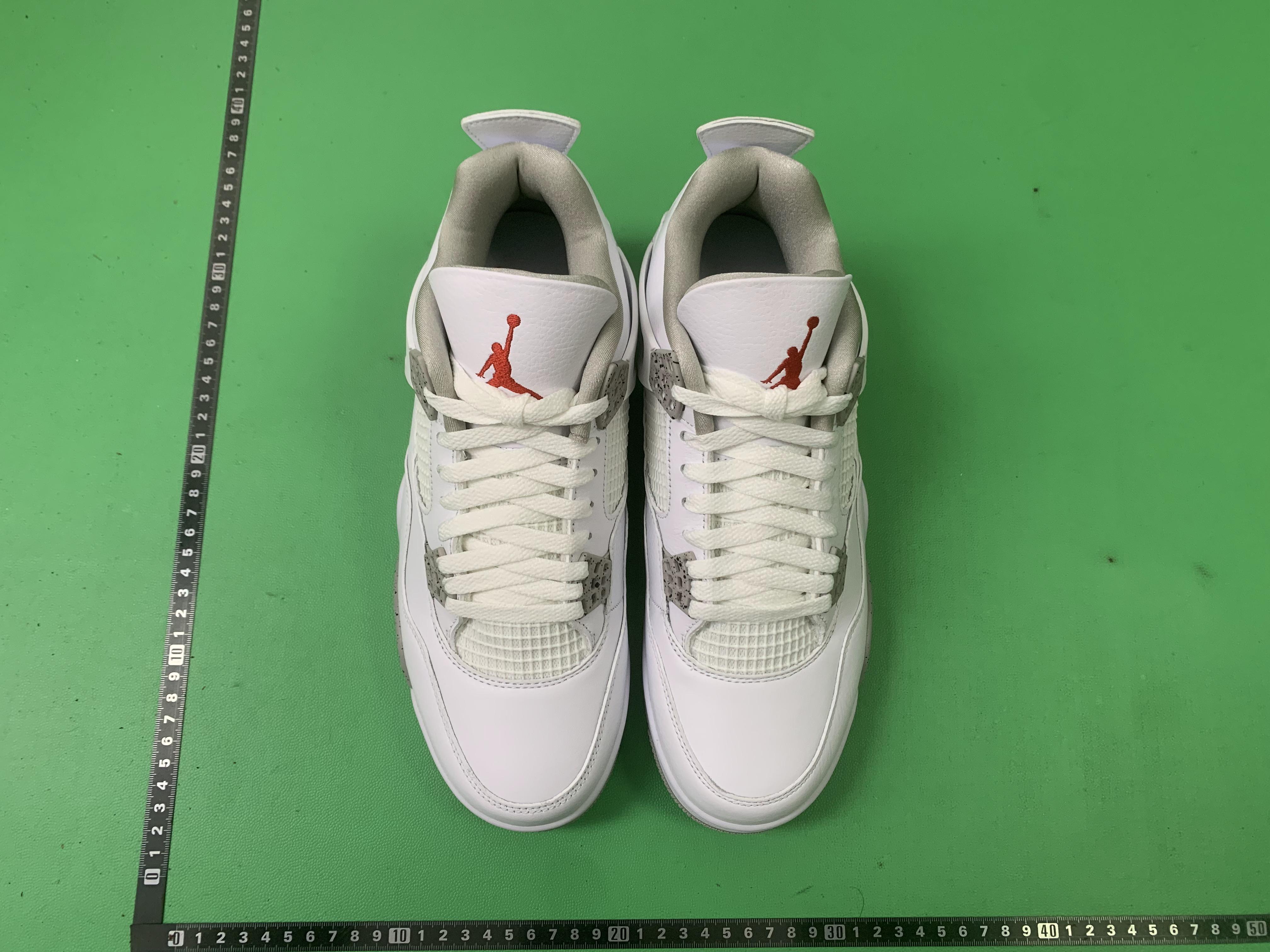 Jordan 4 Sneakers in Various Colors -29