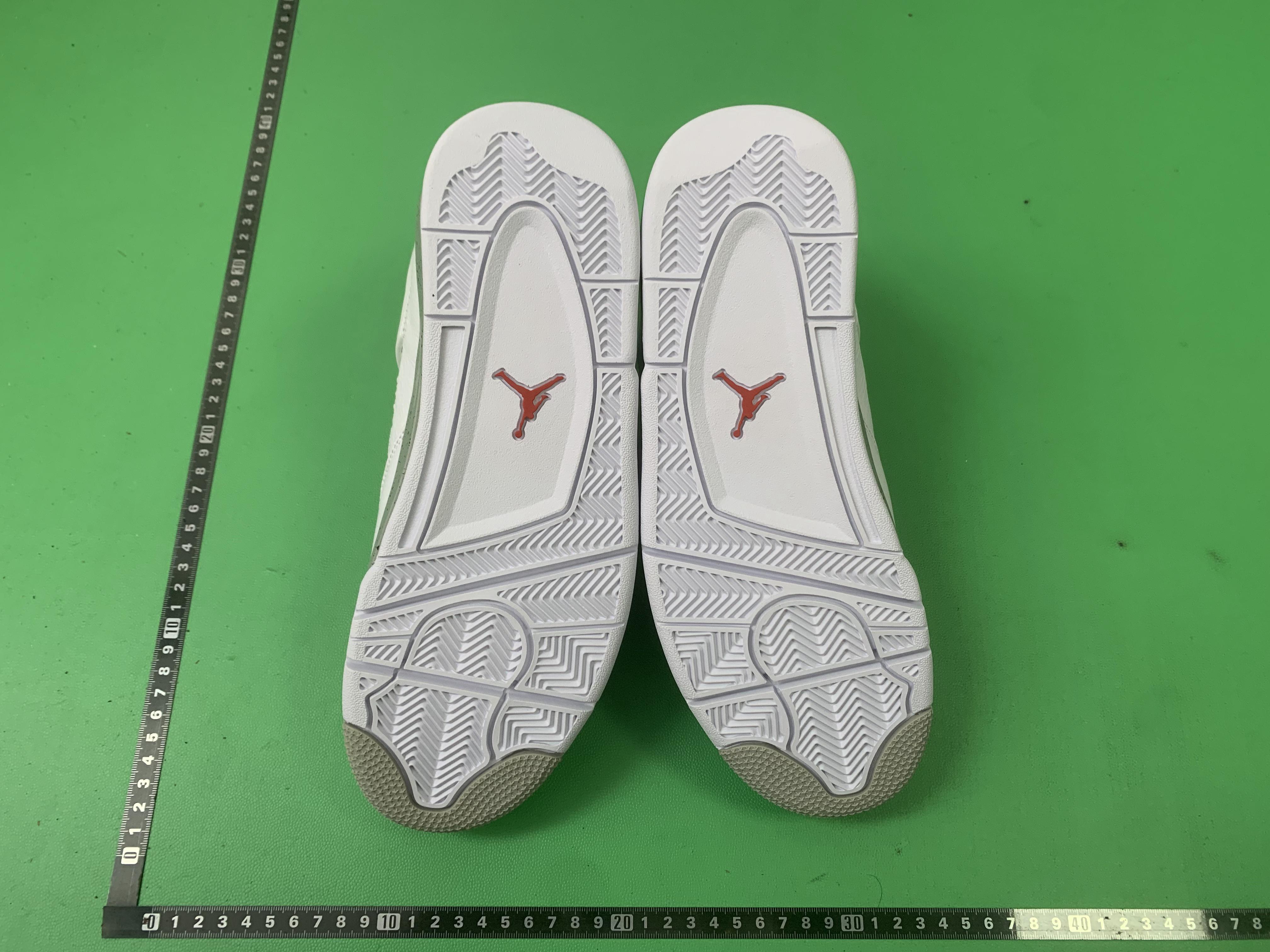 Jordan 4 Sneakers in Various Colors -30