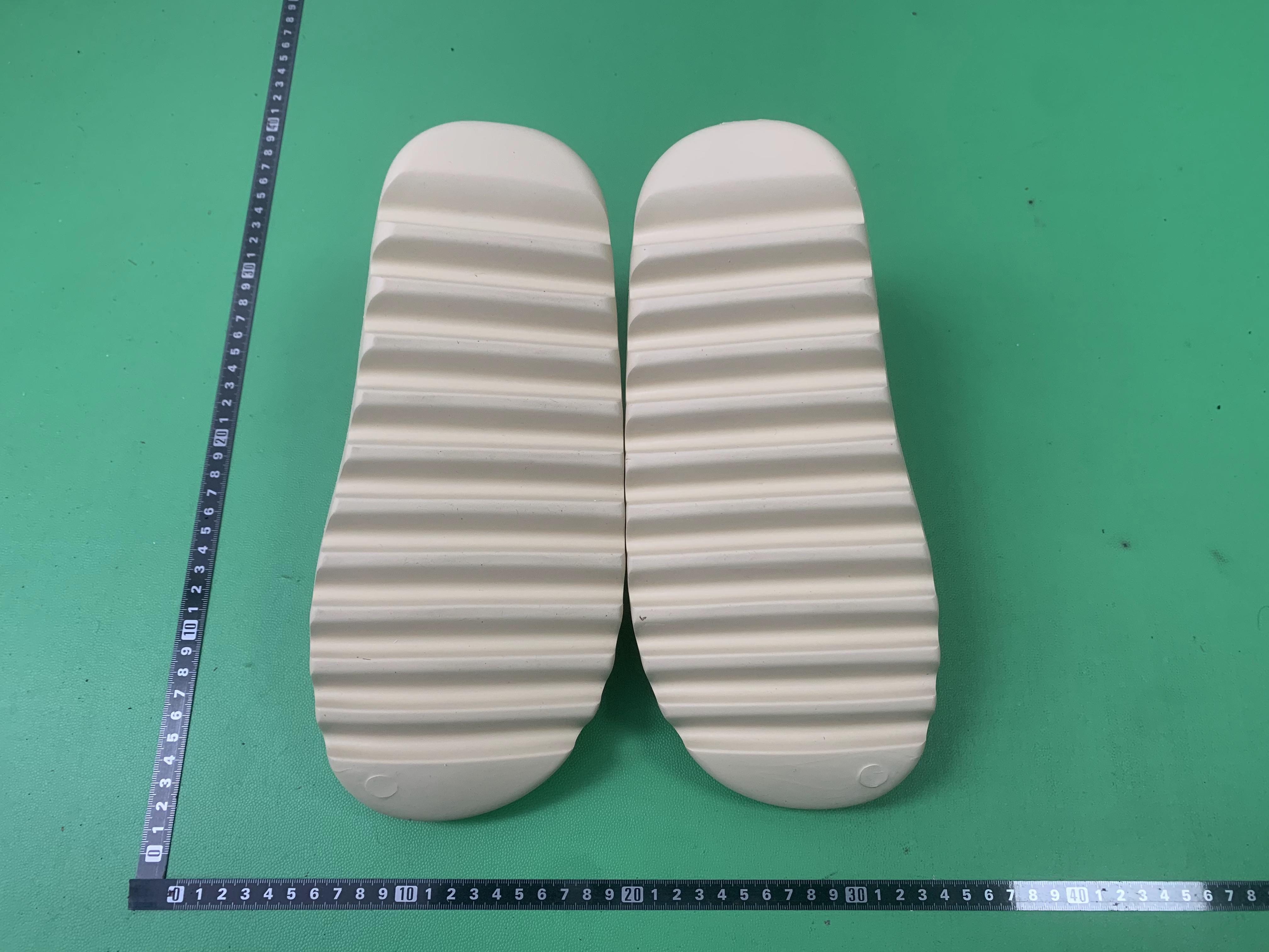 Yeezy Slide Sandals in Various Colors -9