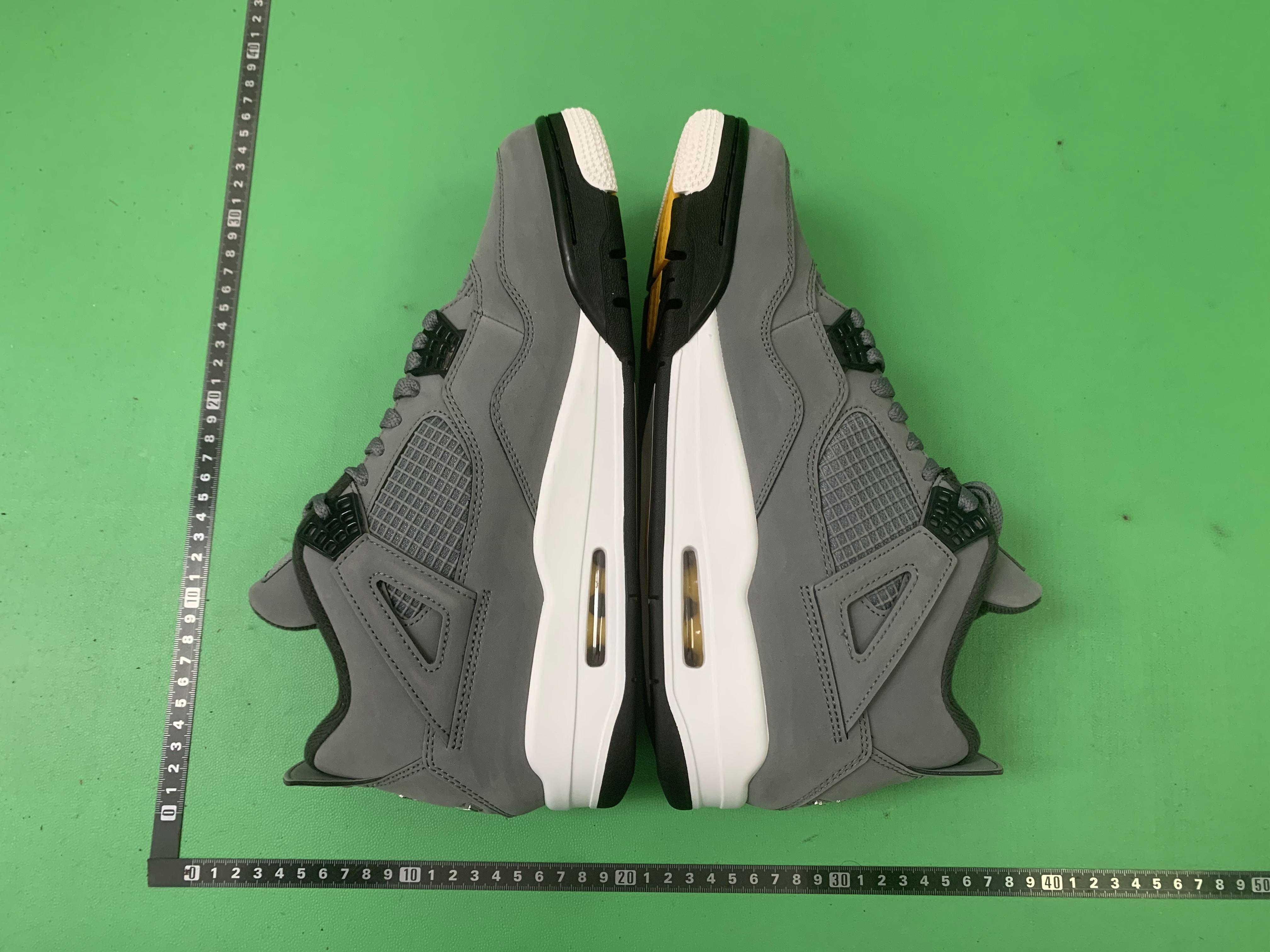 Jordan 4 Sneakers in Various Colors -45