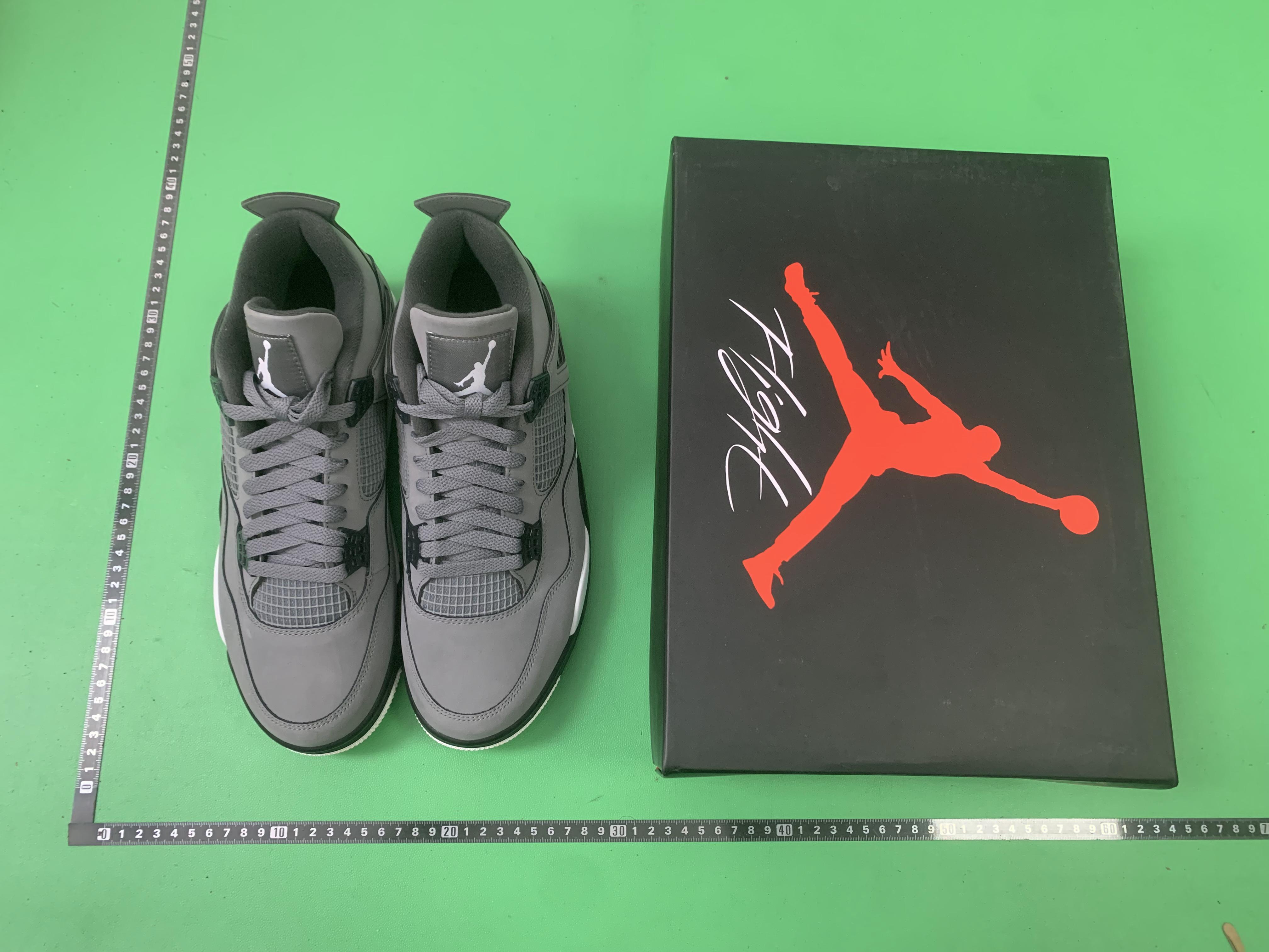 Jordan 4 Sneakers in Various Colors -47