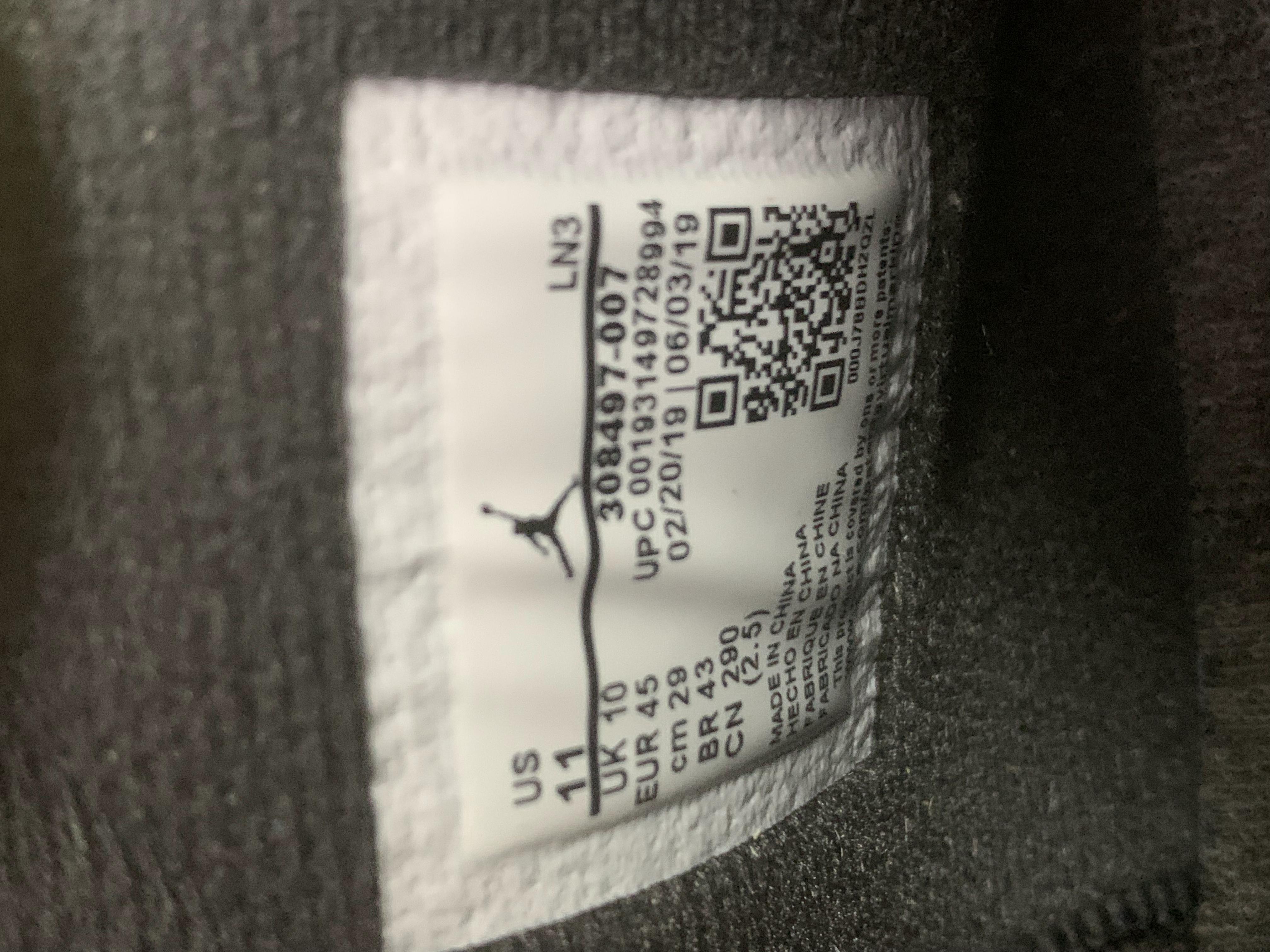 Jordan 4 Sneakers in Various Colors -48