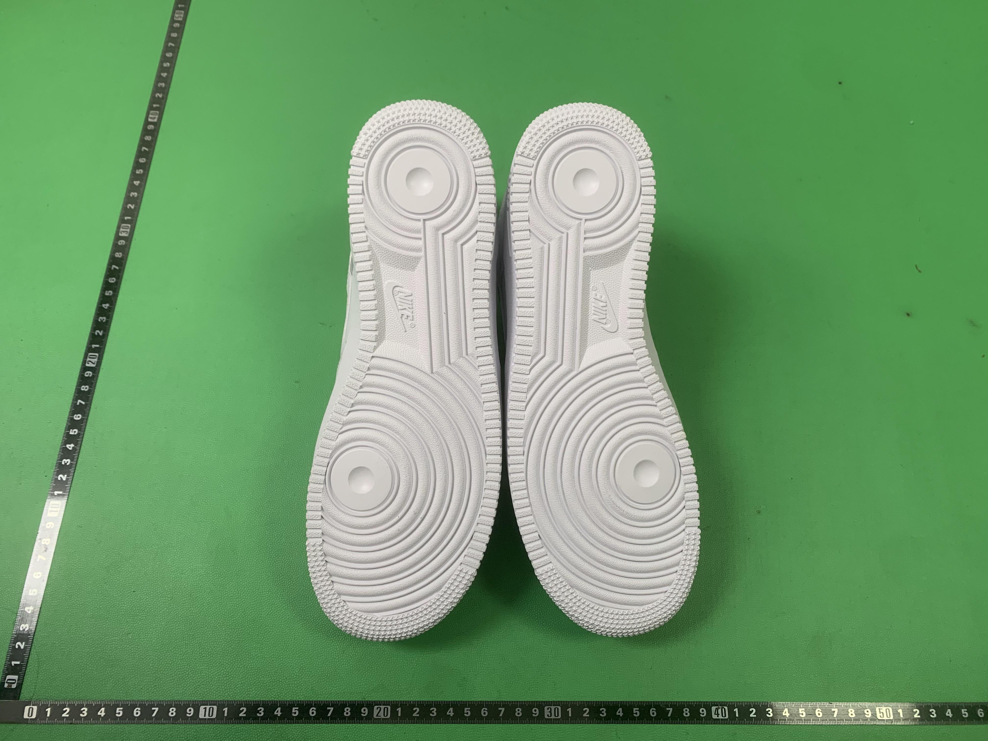 Nike Air Force 1 Low Sneakers White and Black -2