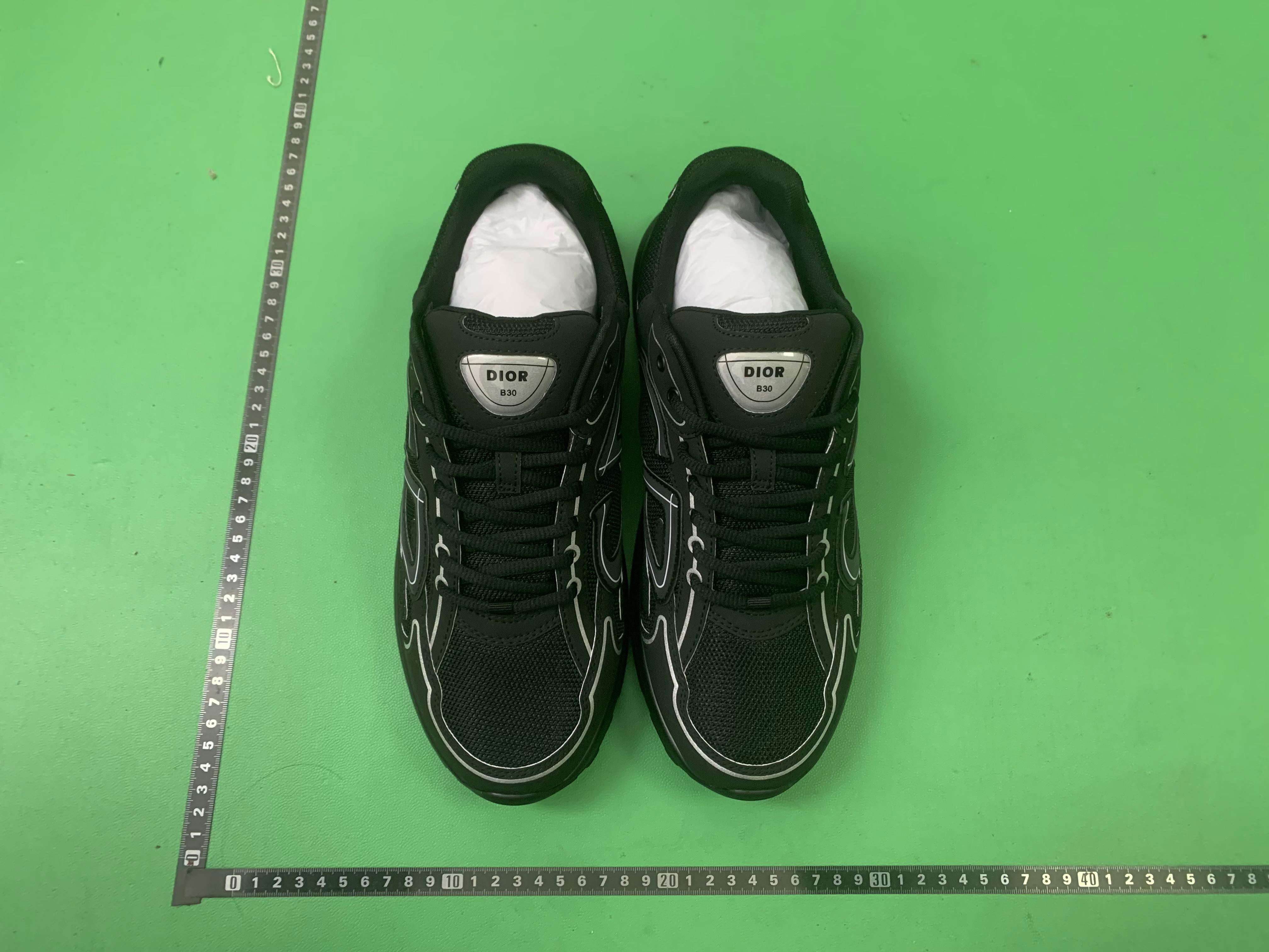 Dior Low Top Sneakers in Various Colors -1