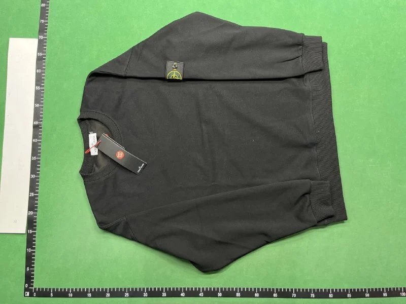 Stone Island Men's Premium Hoodie -5