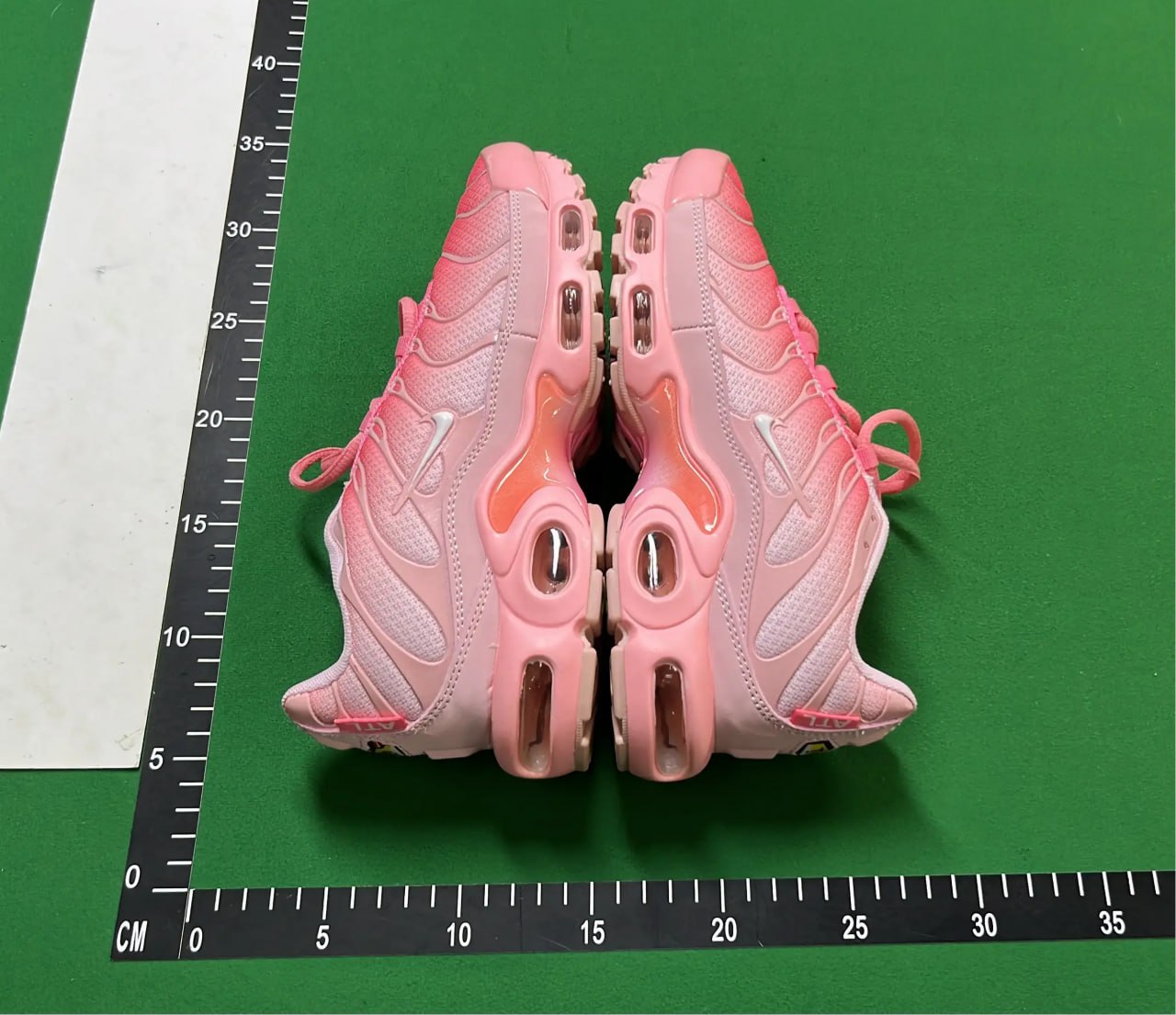 Nike Air Max Plus TN Batch – Comfort & Style -4