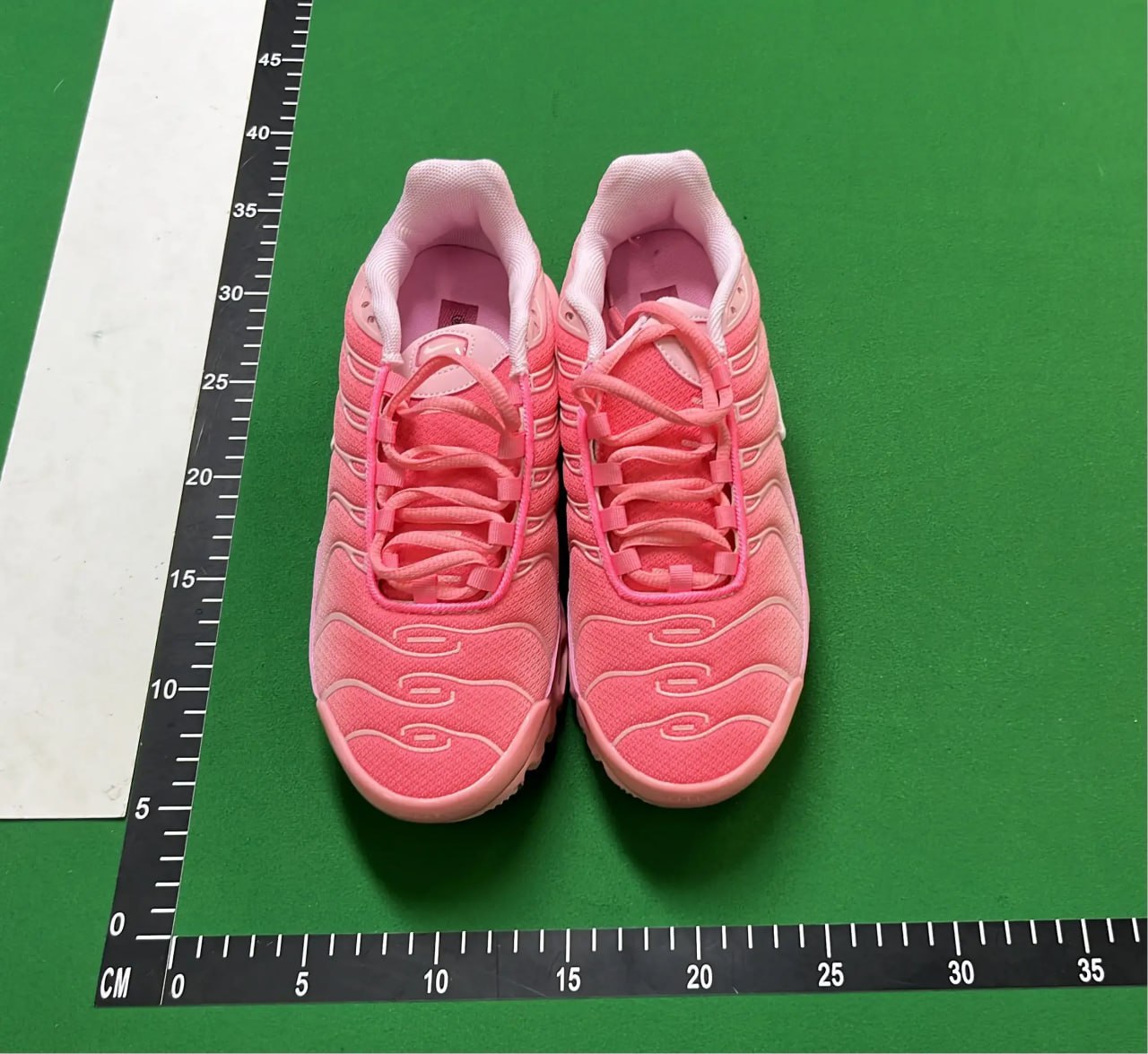 Nike Air Max Plus TN Batch – Comfort & Style -6