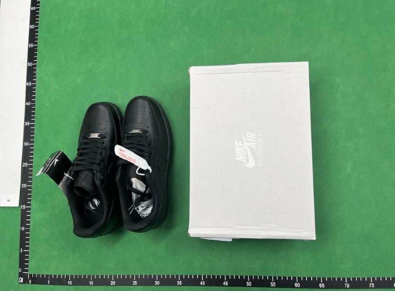 Nike Air Force 1 Classic Men's Shoe -3