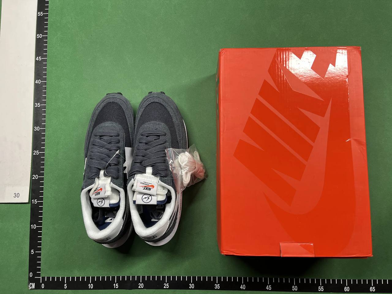 Sacai x Nike LDWaffle Unisex Sneakers – Premium Streetwear Collaboration -5