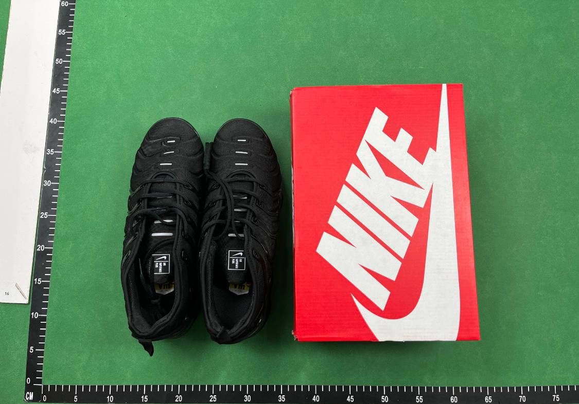 Nike Air VaporMax Plus - Lightweight & Responsive Running Shoes -1