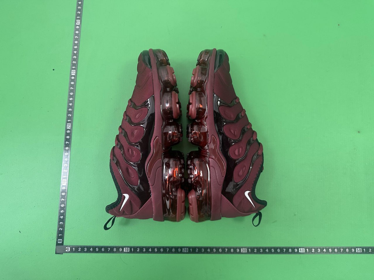 Nike Air VaporMax Plus - Lightweight & Responsive Running Shoes -3