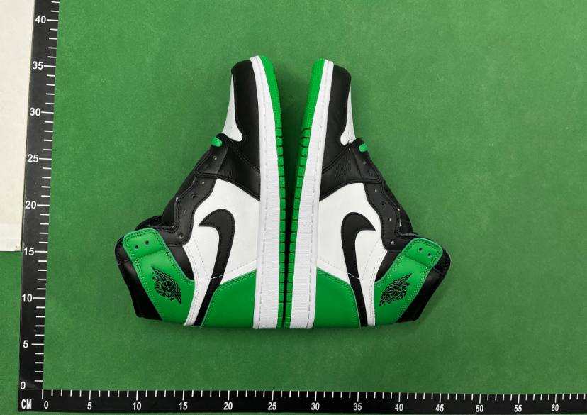 Nike Air Jordan 1 - Premium Basketball Shoes for Men -2