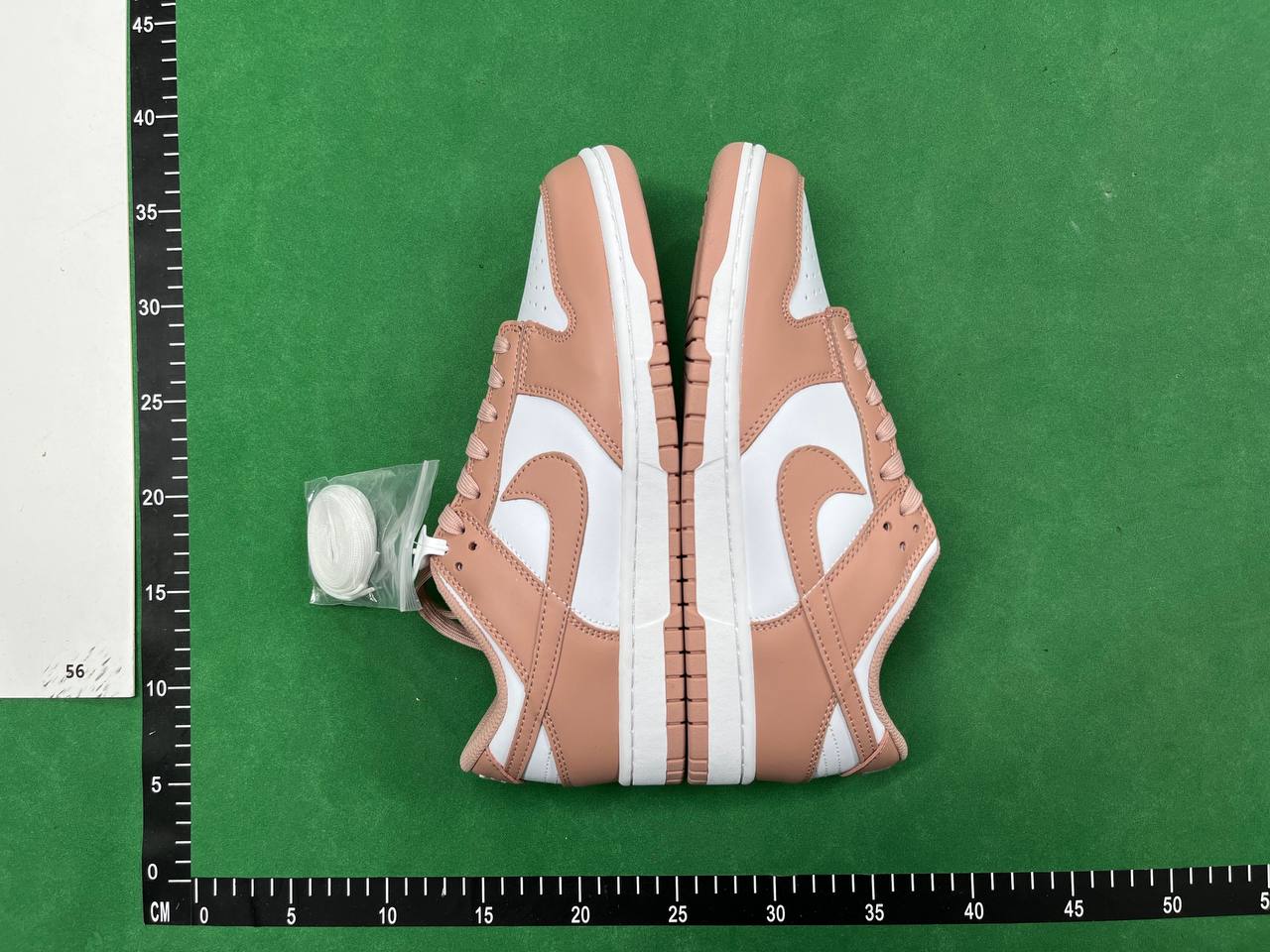 Nike Dunk Low Batch 2024 – Classic Style & Comfort -2