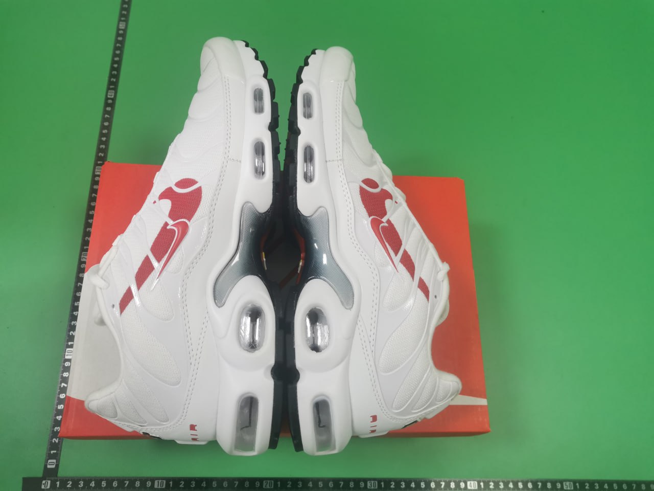 Nike TN Air Max Plus - Premium Running Shoes -5