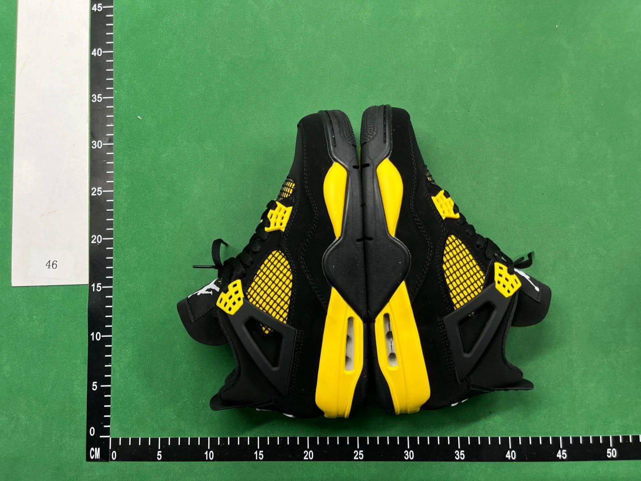 Nike Air Jordan 4 - Limited Edition Basketball Shoes -3