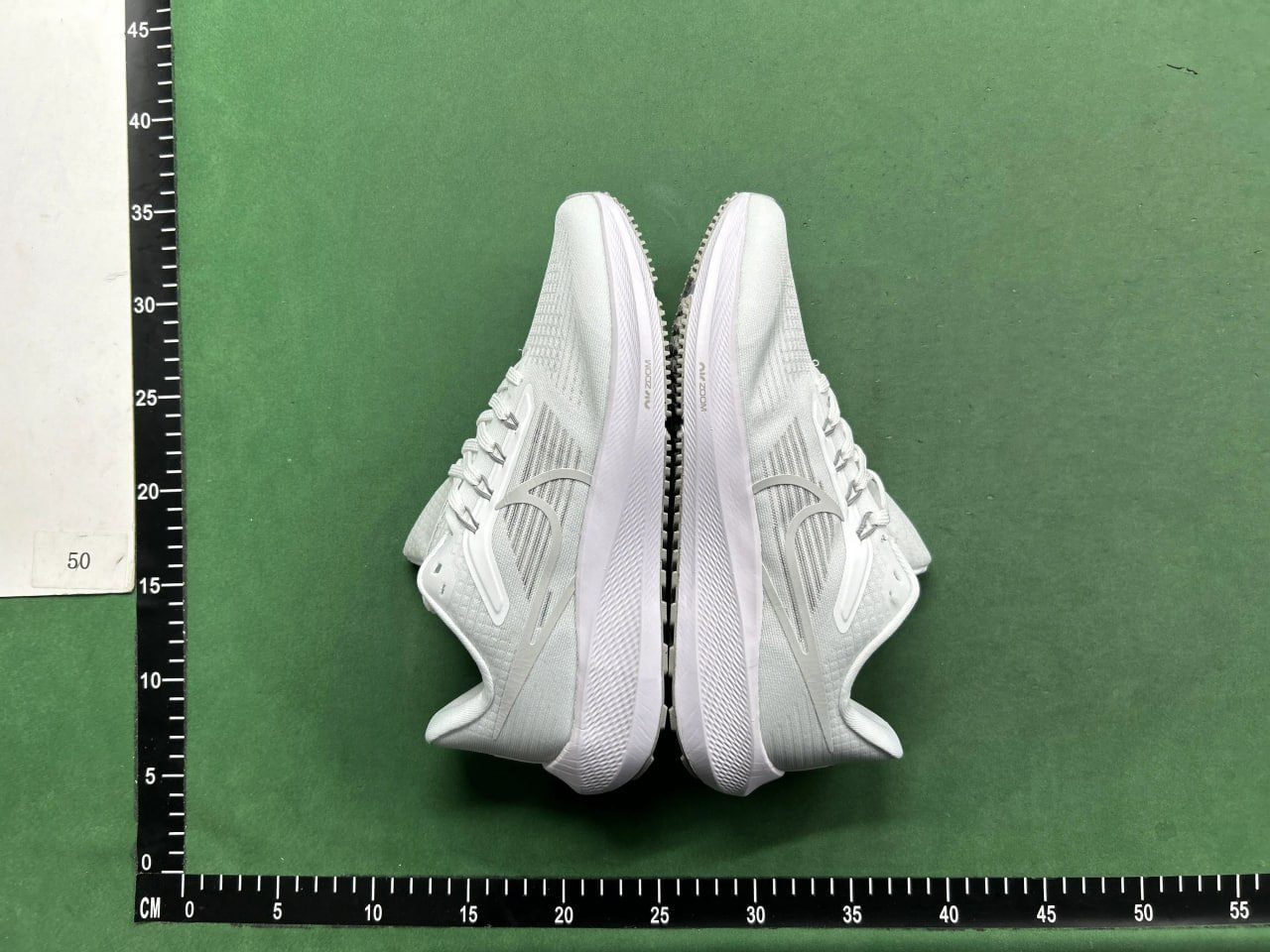 Nike Air Zoom Pegasus 39 - Lightweight Running Shoe -6