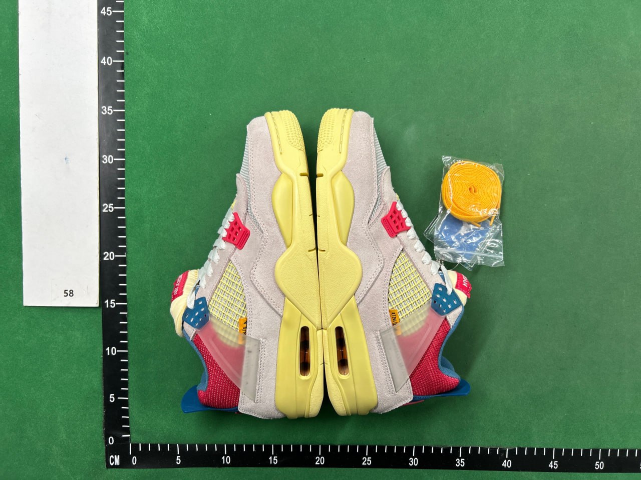 Nike Air Jordan 4 - Limited Edition Basketball Shoe -6